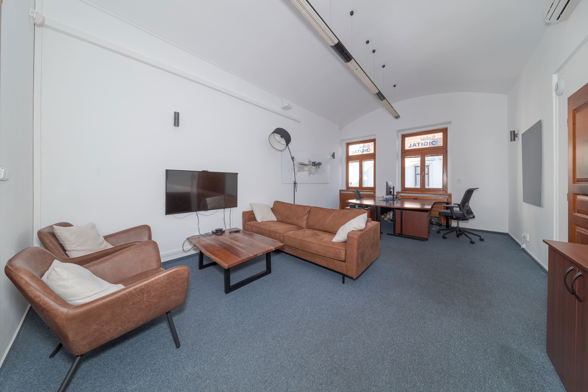 Reprezentatívne kancelárske priestory, prenájom, 303 m2, klimatizácia, parking v uzavretom dvore, Kováčska, Košice