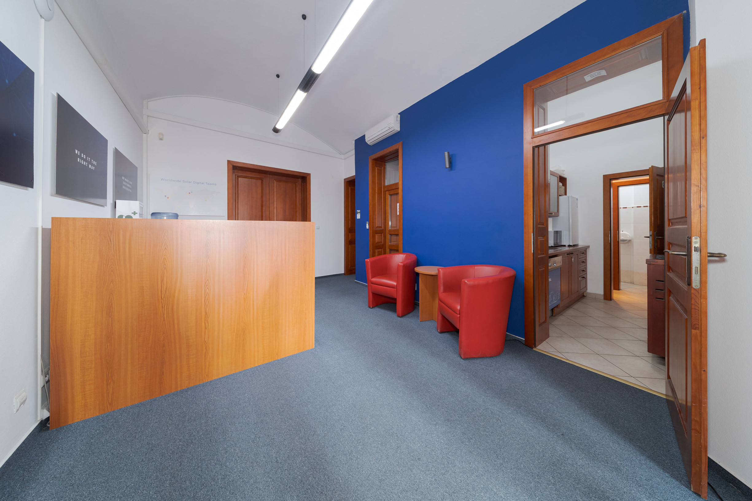 Reprezentatívne kancelárske priestory, prenájom, 303 m2, klimatizácia, parking v uzavretom dvore, Kováčska, Košice