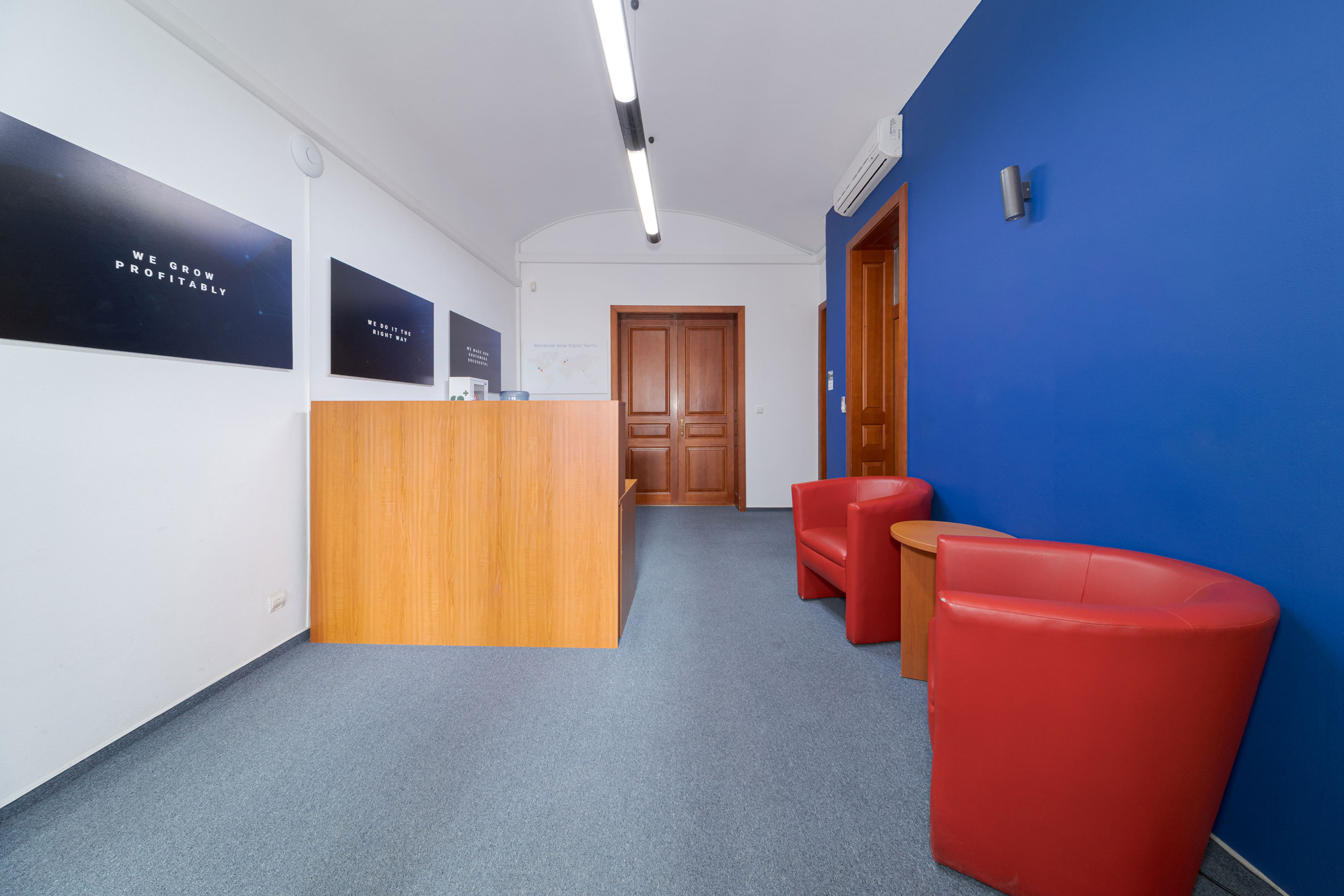 Reprezentatívne kancelárske priestory, prenájom, 303 m2, klimatizácia, parking v uzavretom dvore, Kováčska, Košice