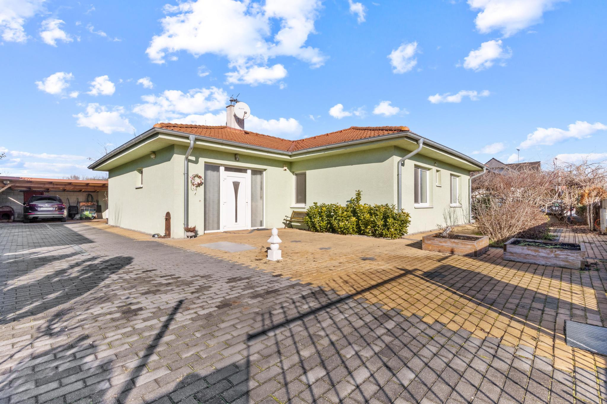 Na predaj moderný rodinný dom, ponúkajúci komfortné bývanie