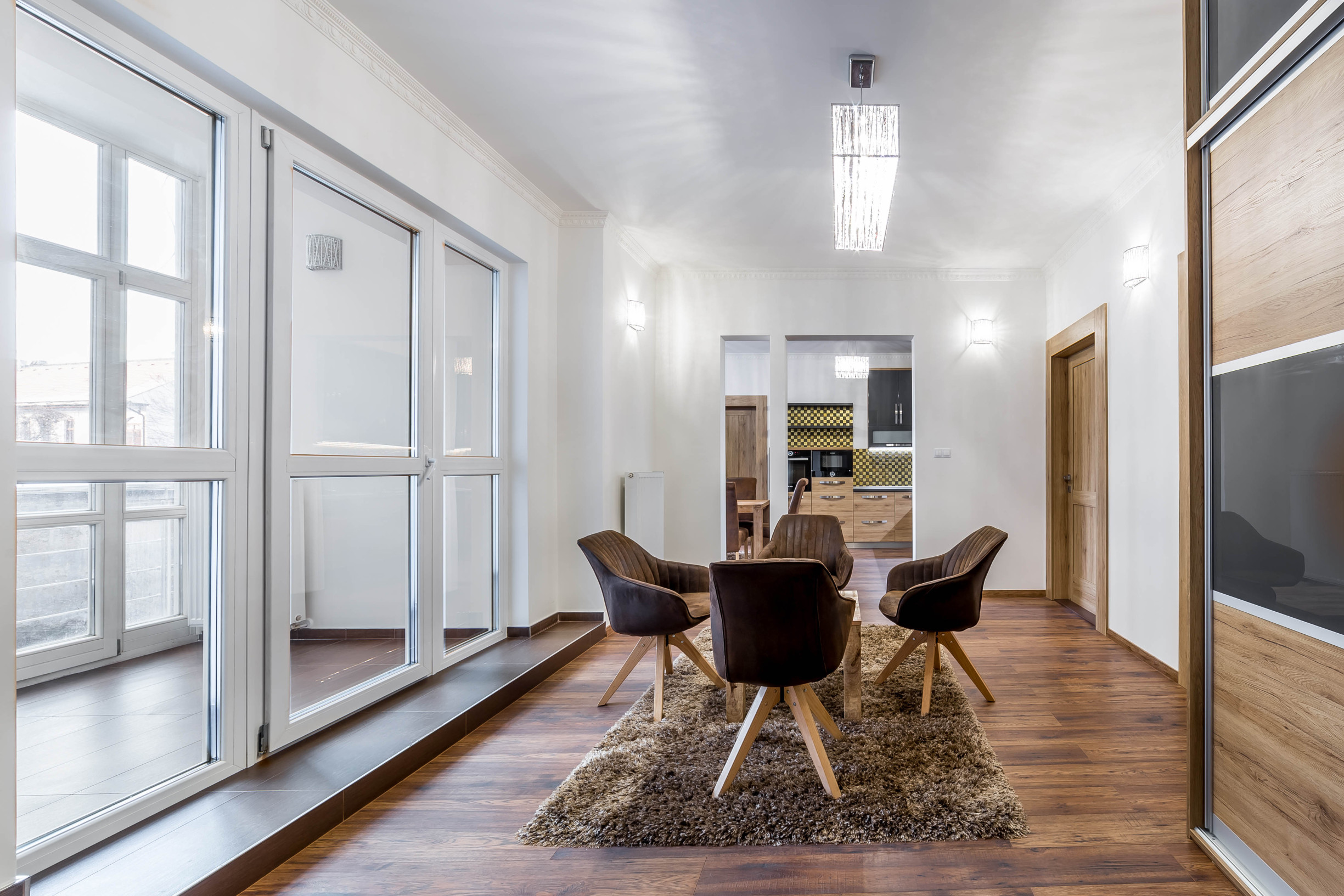 5-izbový byt na prenájom, historické centrum Košíc s parkovaním, 200m2