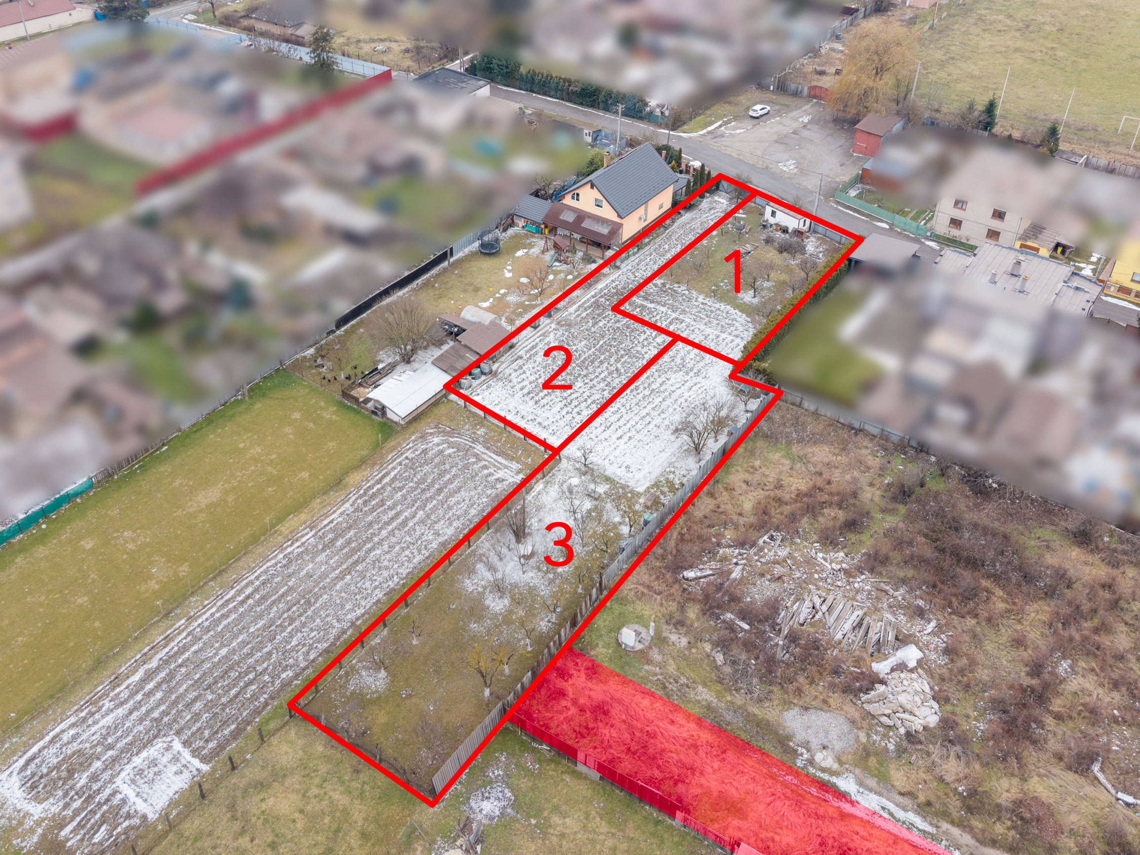 Pozemok s ovocnými stromami na predaj • 670m2