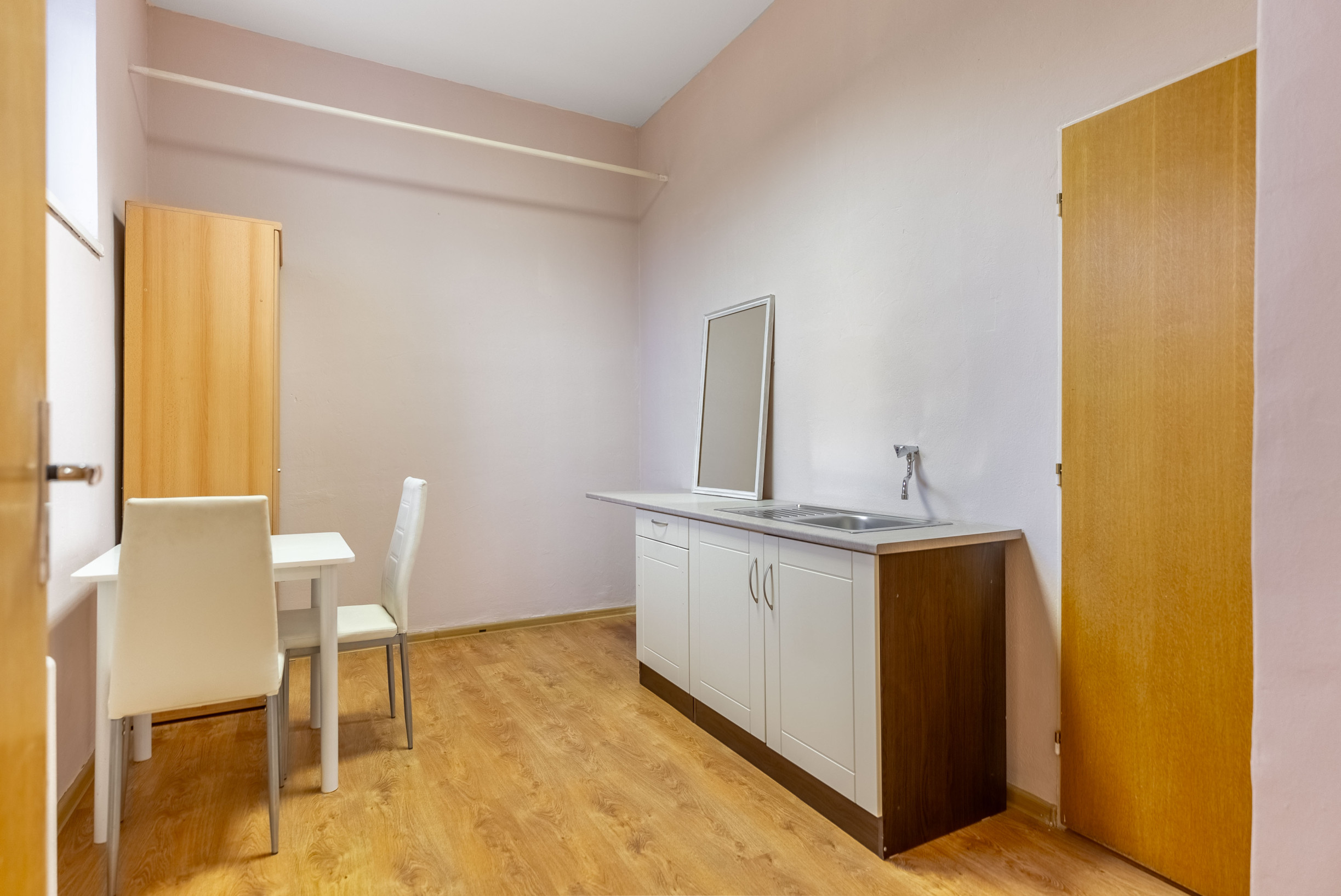 PONUKA PRENÁJMU OBCHODNÝCH PRIESTOROV V CÍFERI • 80 m2 v polyfunkčnej budove v centre dediny