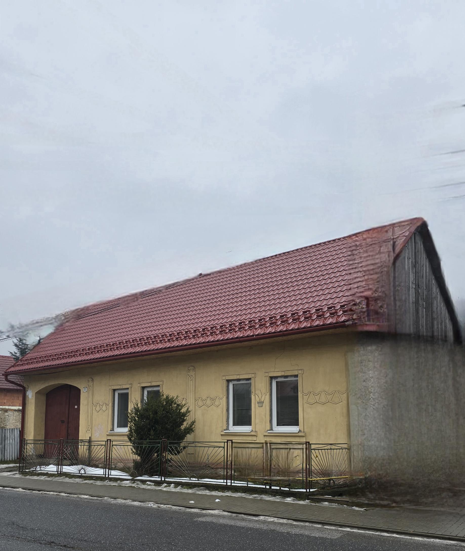 REZERVOVANÉ - Exkluzívne na predaj rodinný dom po čiastočnej rekonštrukcii v obci Holumnica, okres Kežmarok