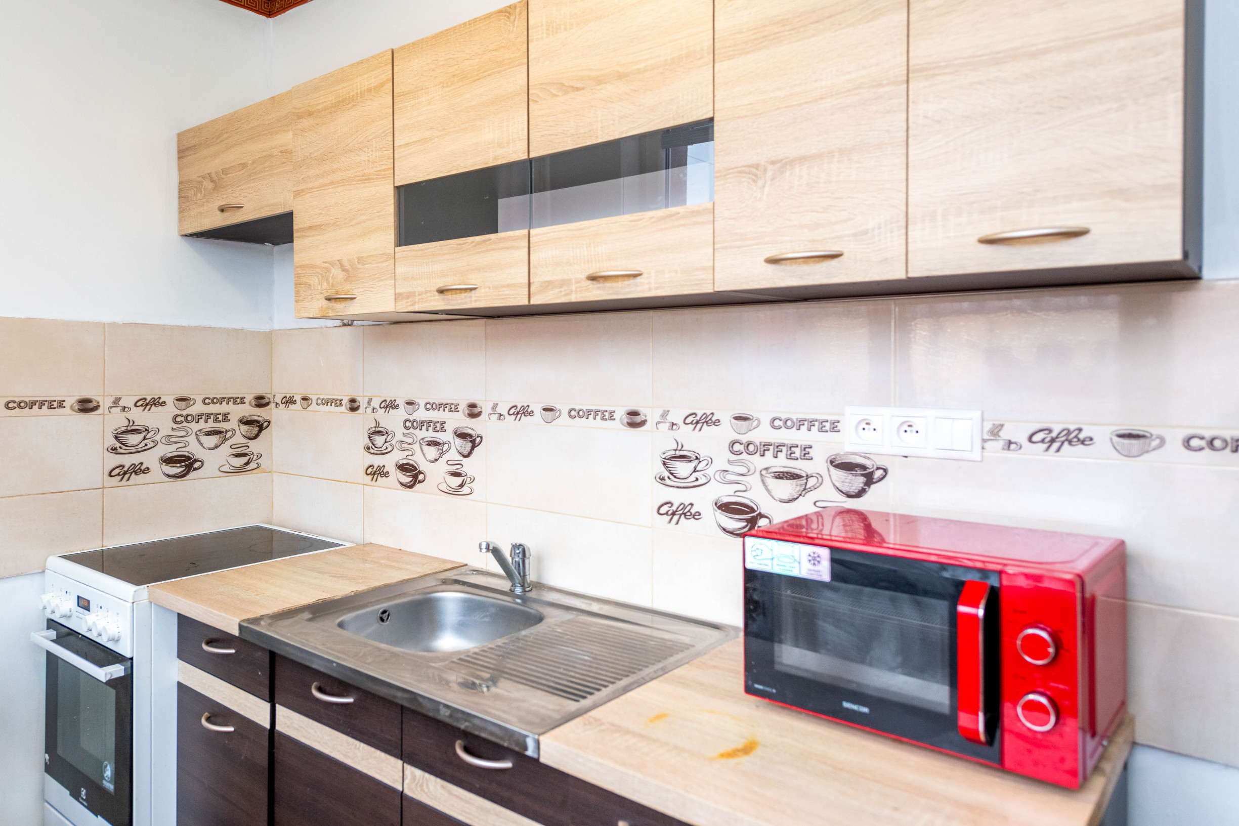 REZERVOVANÉ - 1-izbový byt po rekonštrukcii - Sečovce, Obchodná ulica, 31 m2!