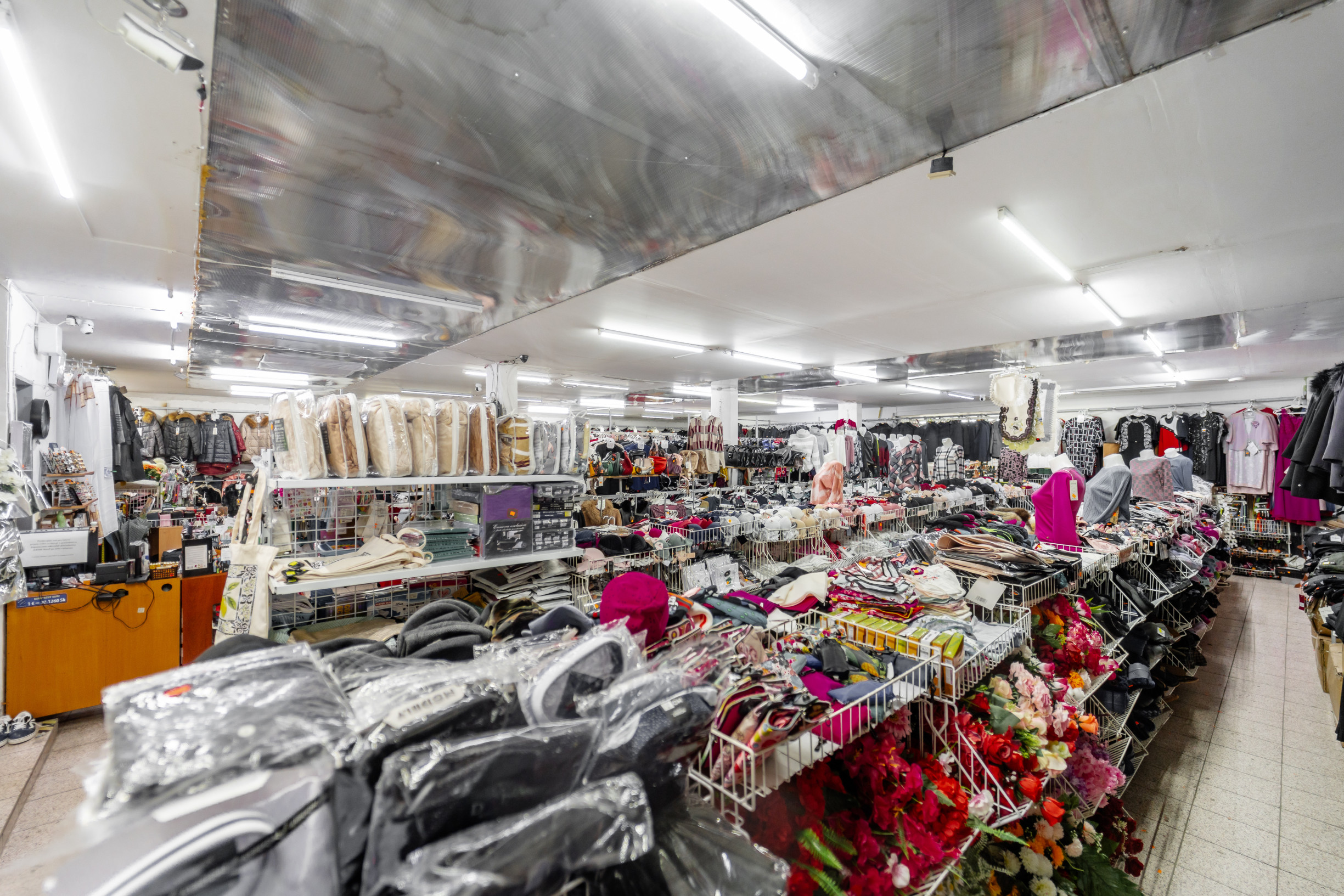 Obchodná budova na predaj