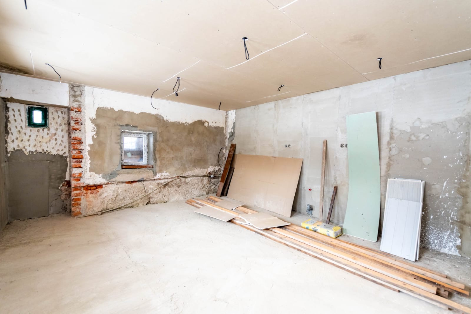 REZERVOVANÉ - Na predaj jednopodlažný rodinný dom v obci Porúbka