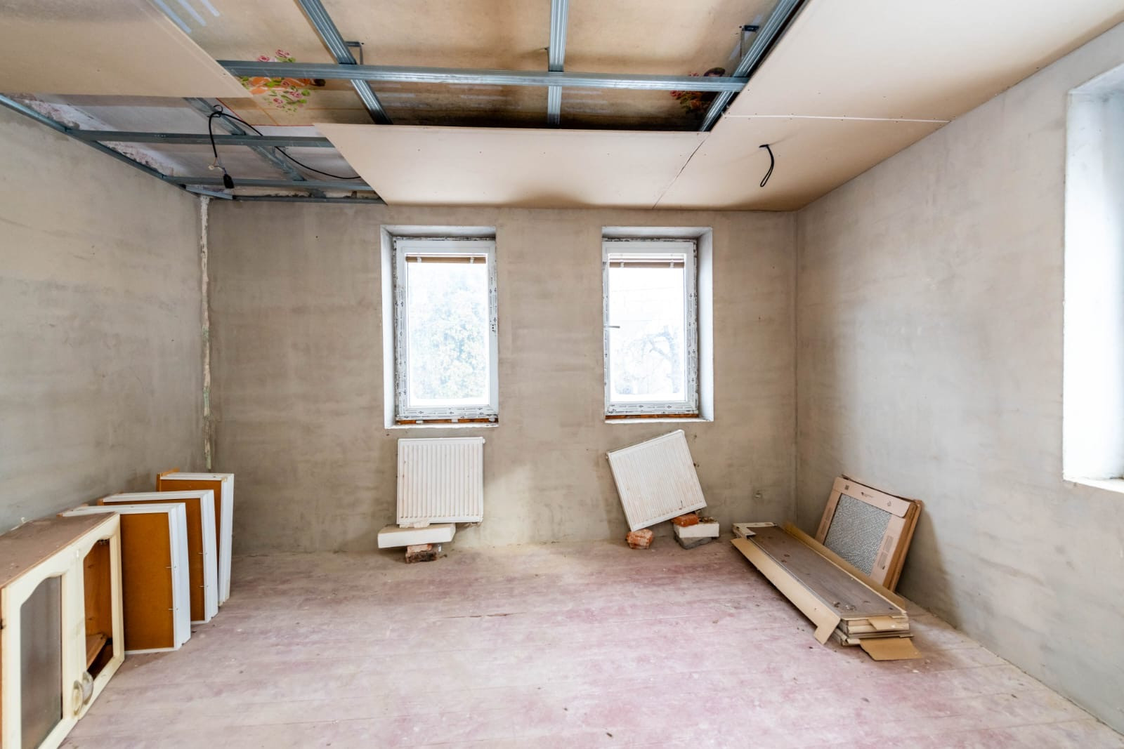 REZERVOVANÉ - Na predaj jednopodlažný rodinný dom v obci Porúbka