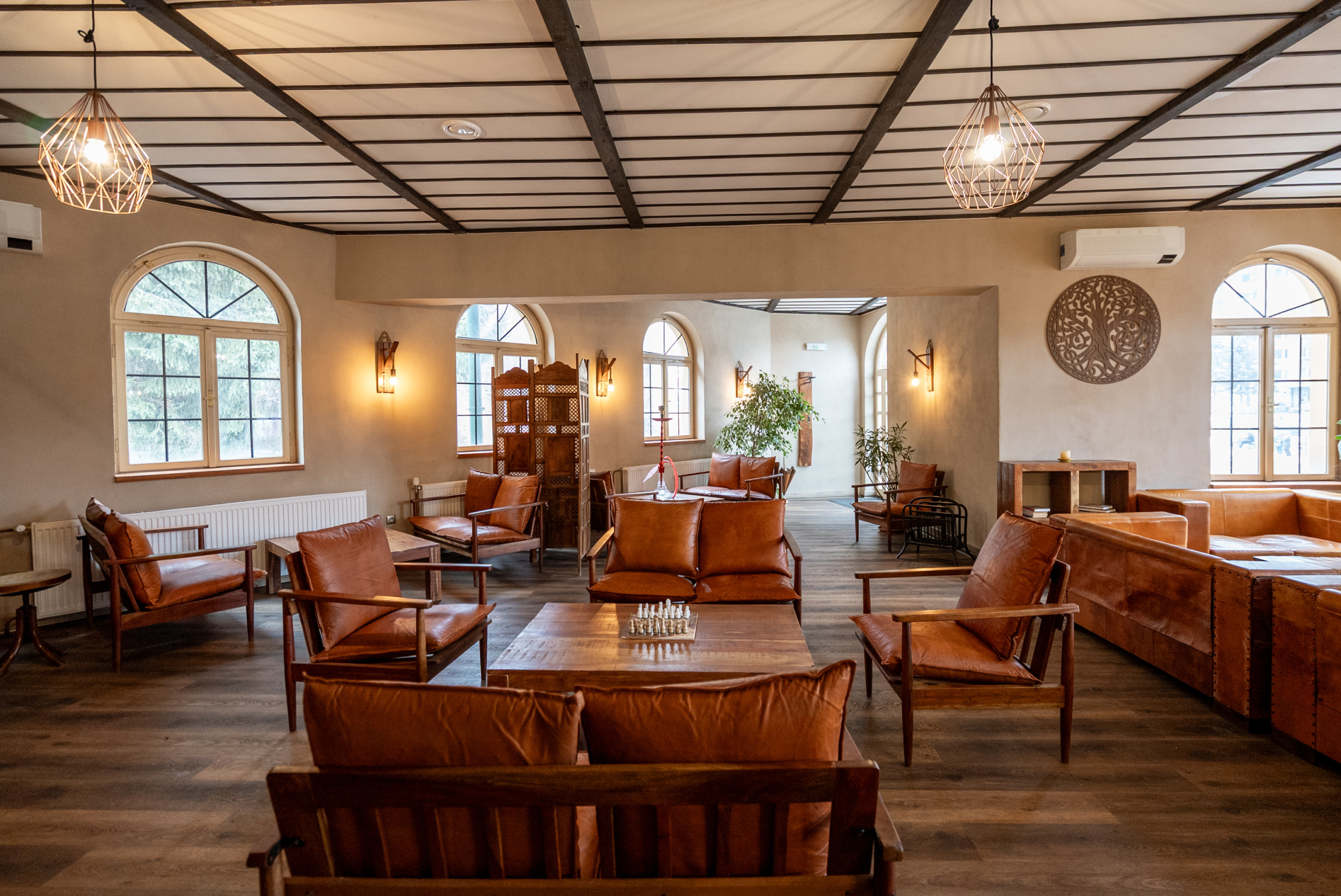 NA PREDAJ – Polyfunkčný objekt, Banská Štiavnica – Križovatka