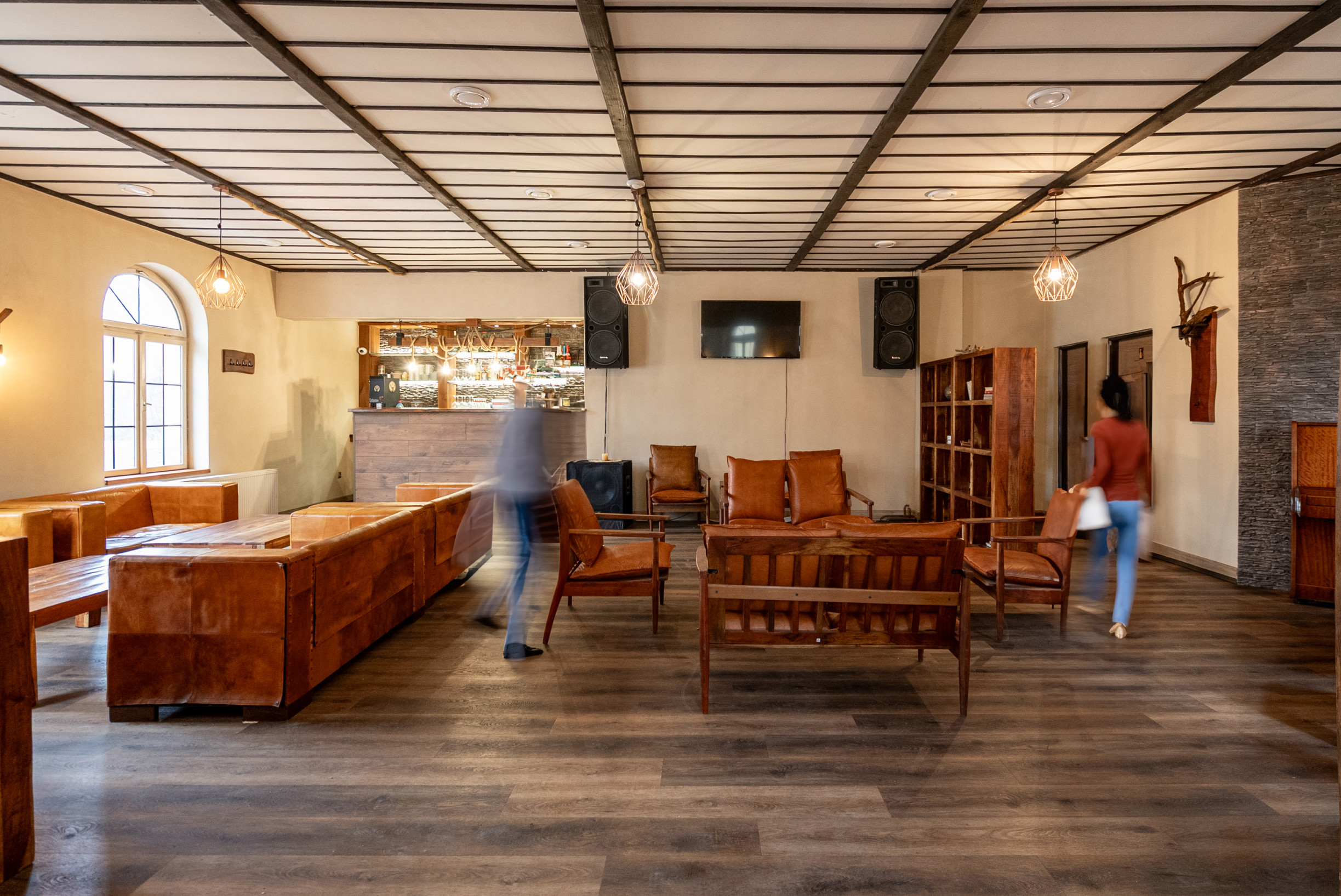 NA PREDAJ – Polyfunkčný objekt, Banská Štiavnica – Križovatka