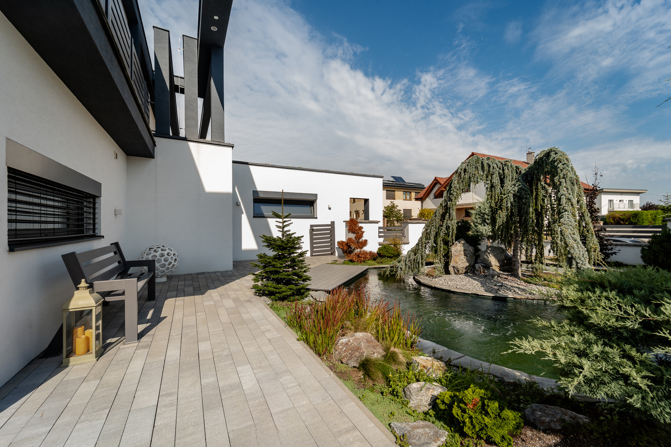 Exkluzívna novostavba rodinného domu, predaj, 650 m2 úžitková plocha, bazén, s kompletným zariadením, Polesná, Košice - Krásna, Na Hore