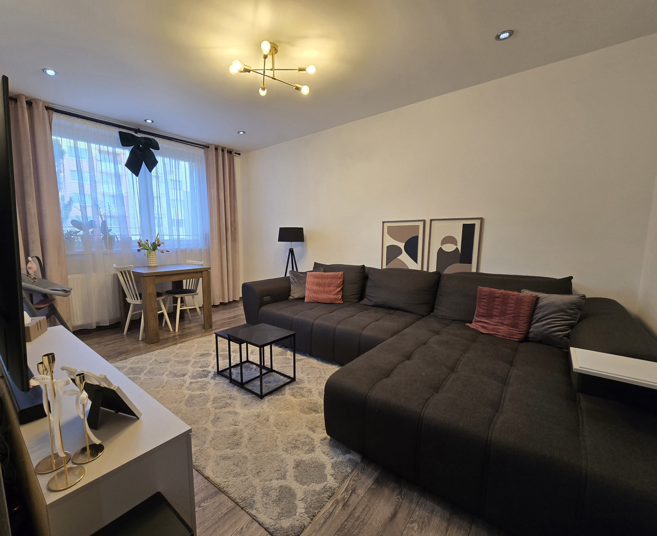 REZERVOVANĚ -   Na predaj 3-izbový byt v Poprade časť Matejovce na  sídlisku Allendeho