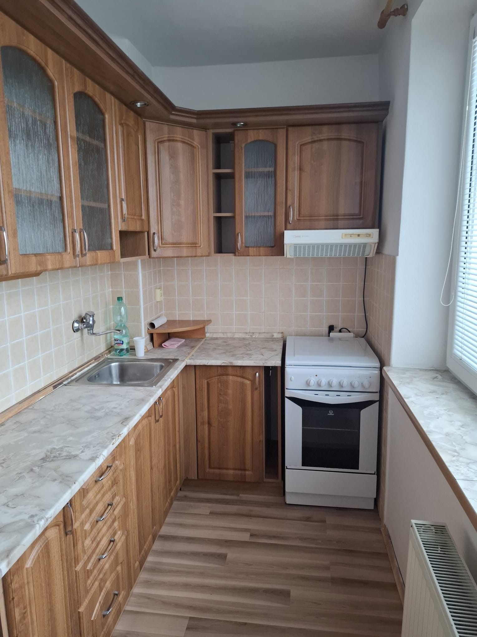 Na prenájom pekný priestranný 2-izbový byt v Humennom