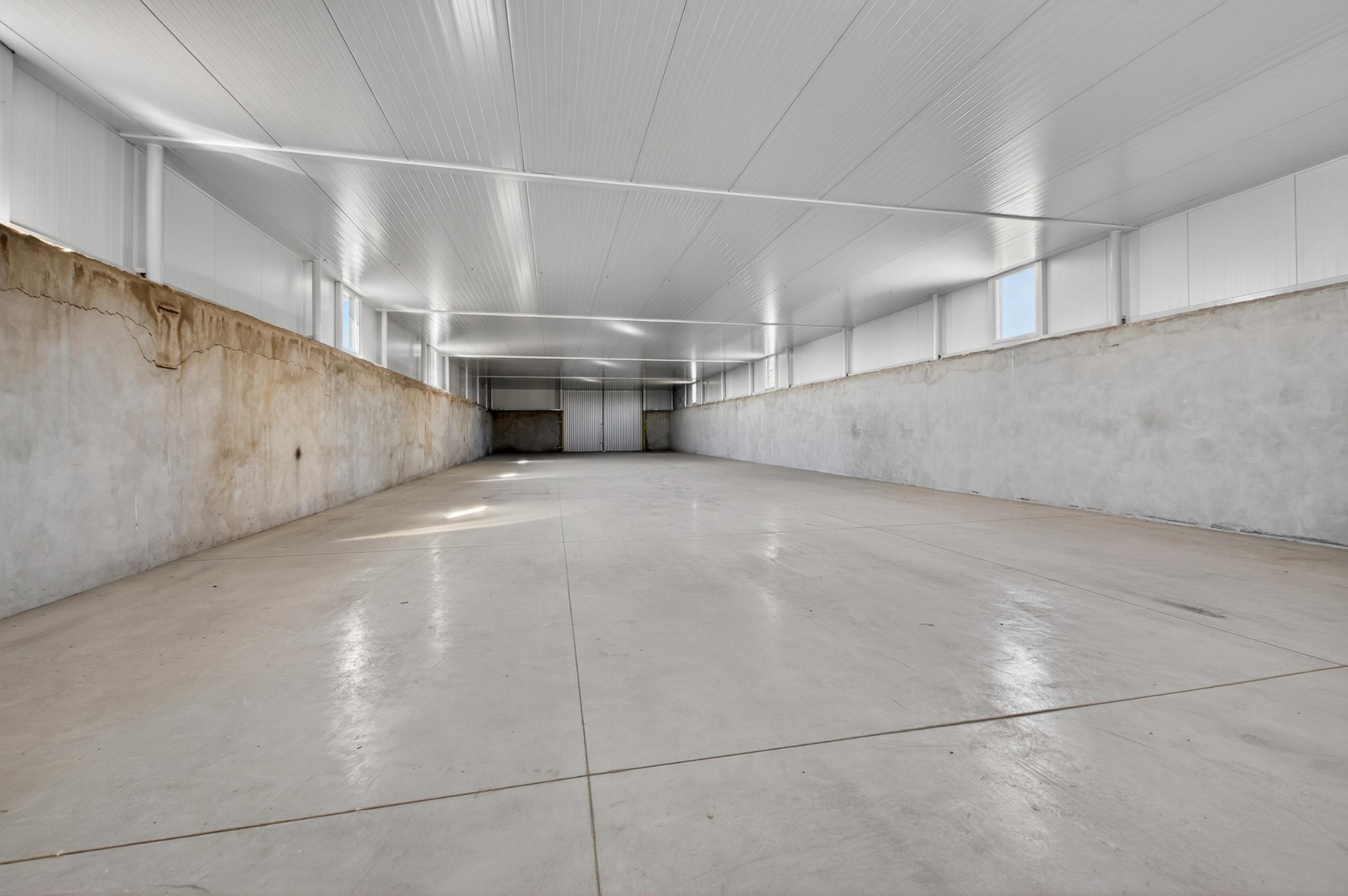 Na prenájom výrobno-skladová hala so zázemím, Vrbové