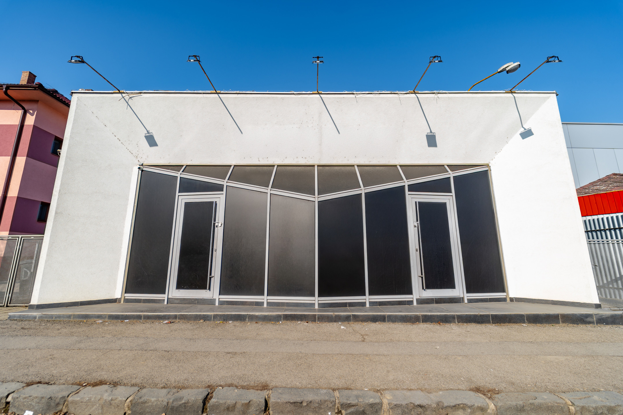 Na predaj budova pre obchod a služby vo frekventovanej časti mesta Vranov nad Topľou