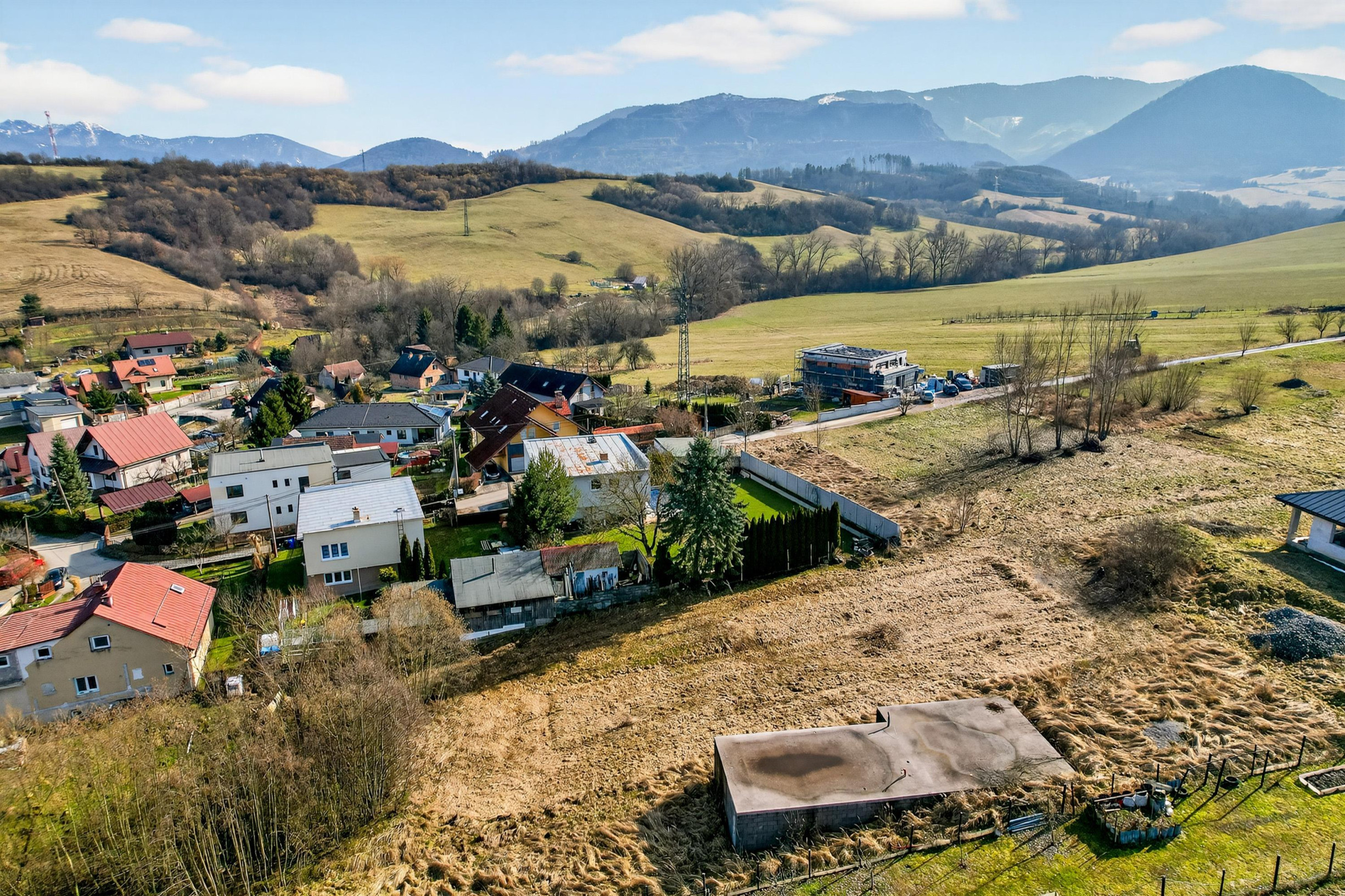 Predaj investičného stavebného pozemku o výmere 786 m² – ulica Do Stávku,  Žilina – Trnové