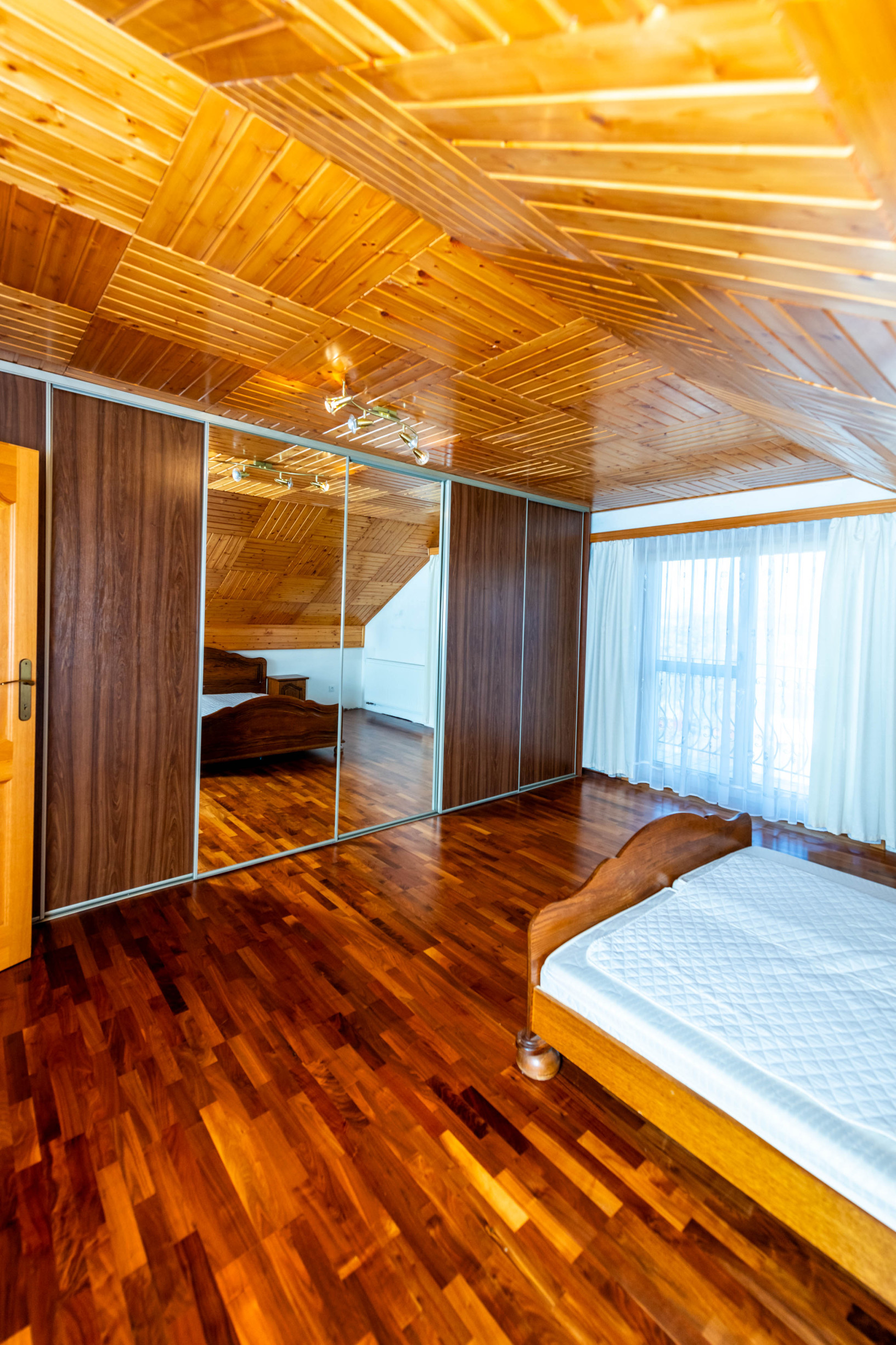 Exkluzívna ponuka – luxusný rodinný dom v centre obce