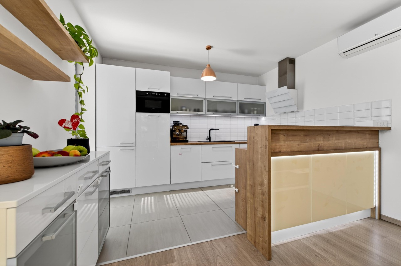 Na prenájom 4-izbový byt v v novostavbe, 129 m2, Kysucká ulica, Bratislava-Staré Mesto