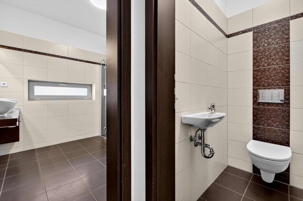 Na prenájom 4-izbový byt v v novostavbe, 129 m2, Kysucká ulica, Bratislava-Staré Mesto