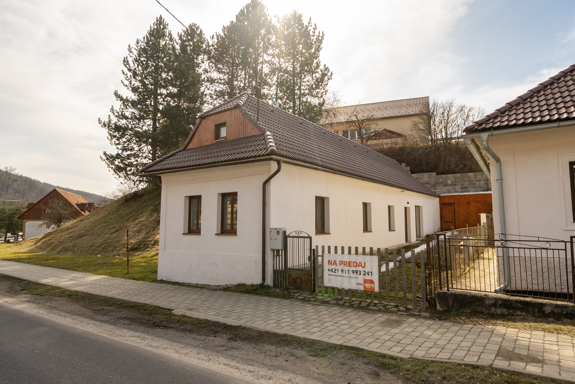 Ponúkame na predaj rodinný dom po rekonštrukcii – Svätý Anton, cca 5 min od Banskej Štiavnice