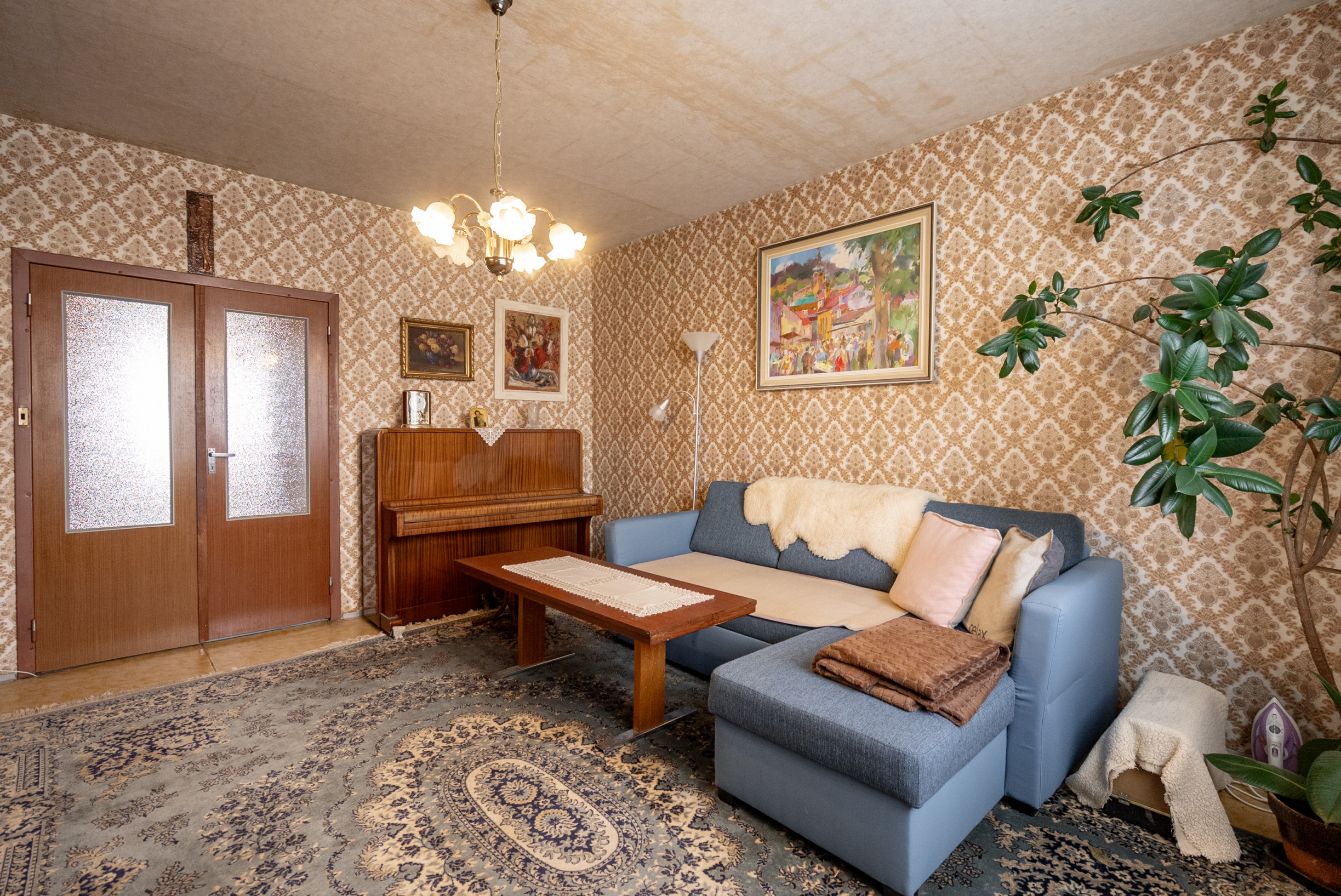 REZERVOVANÉ - Na predaj 3-izbový byt s loggiou – sídlisko Drieňová, Banská Štiavnica