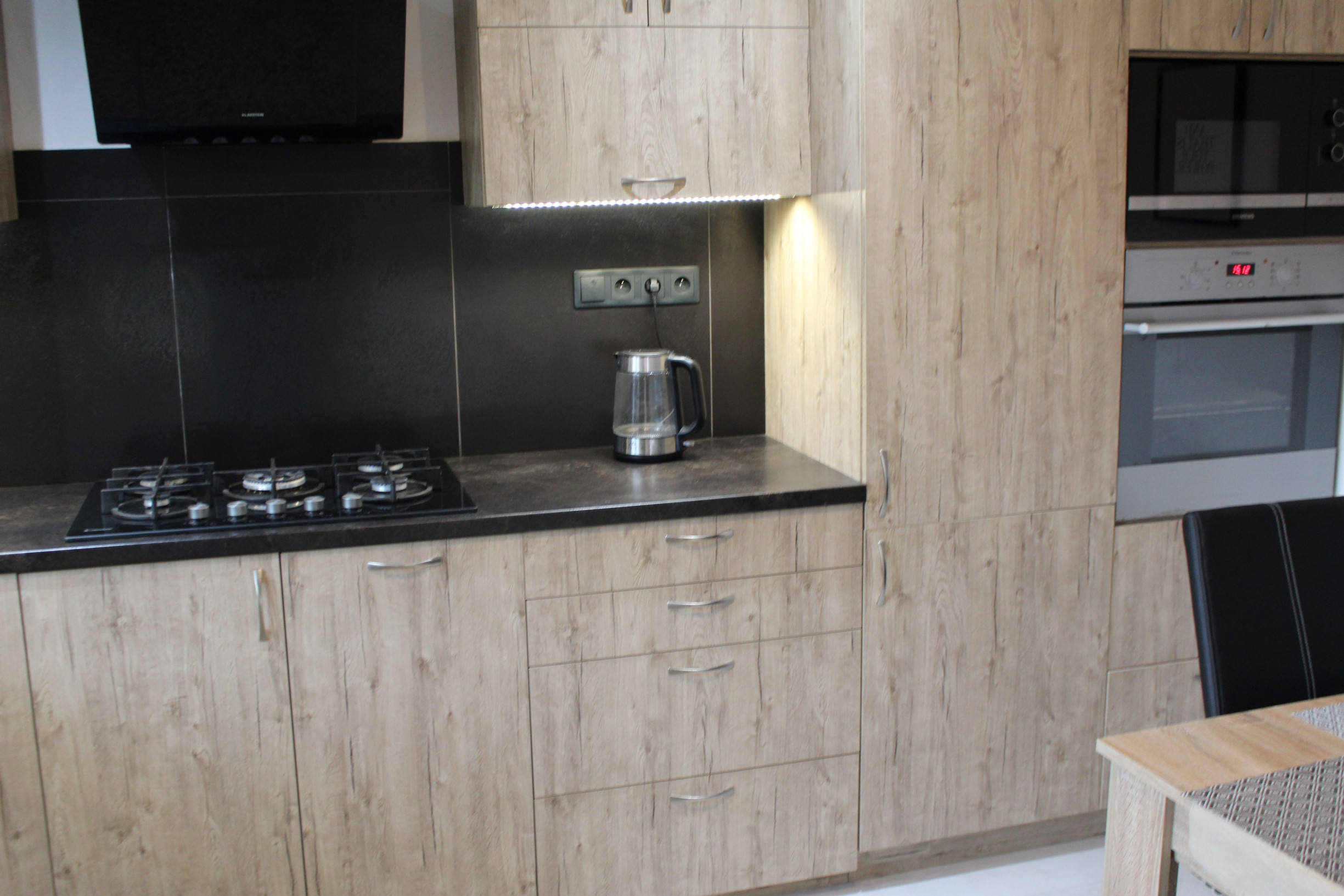 Predaj  4 izb. dom - 377 m2,  dielňa, pivnica, záhradka ,  Hrochoť, okr. B.Bystrica