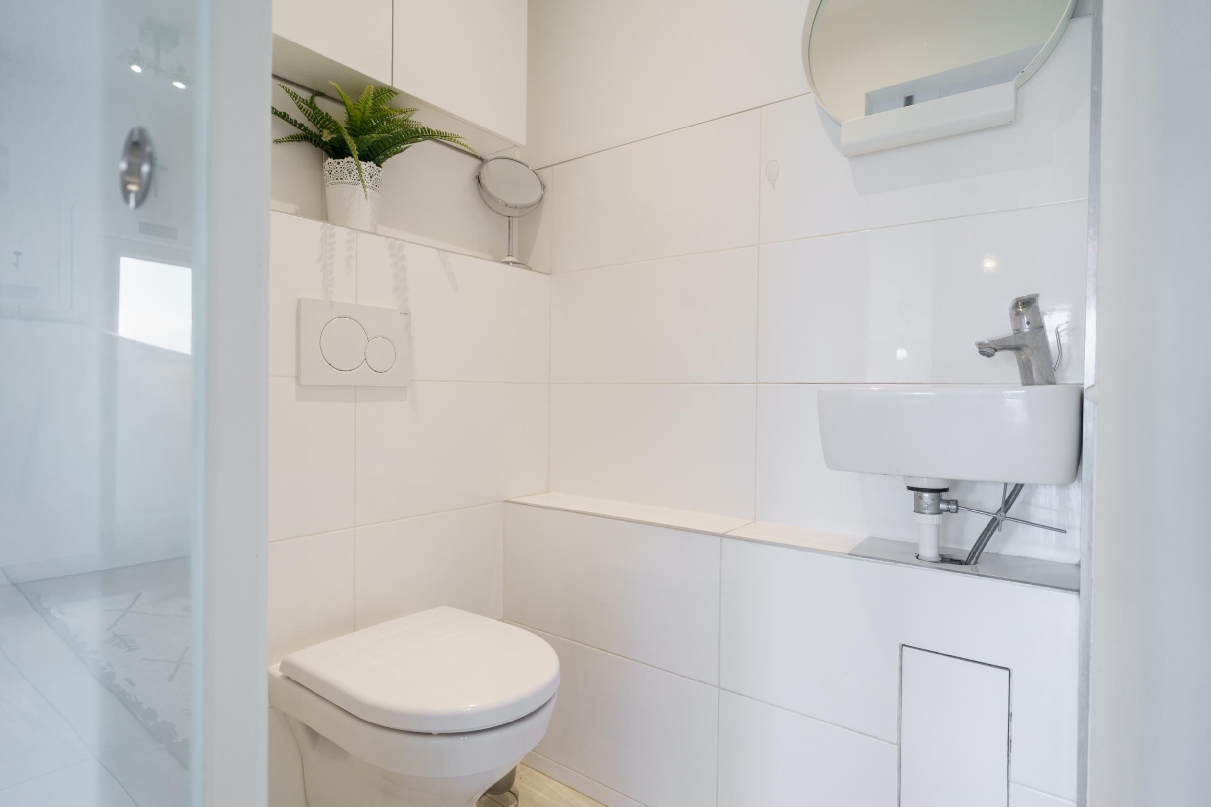 Ponúkame na predaj 4-izbový  mezonetový byt pri jazere v rodinnom dome  s parkovaním