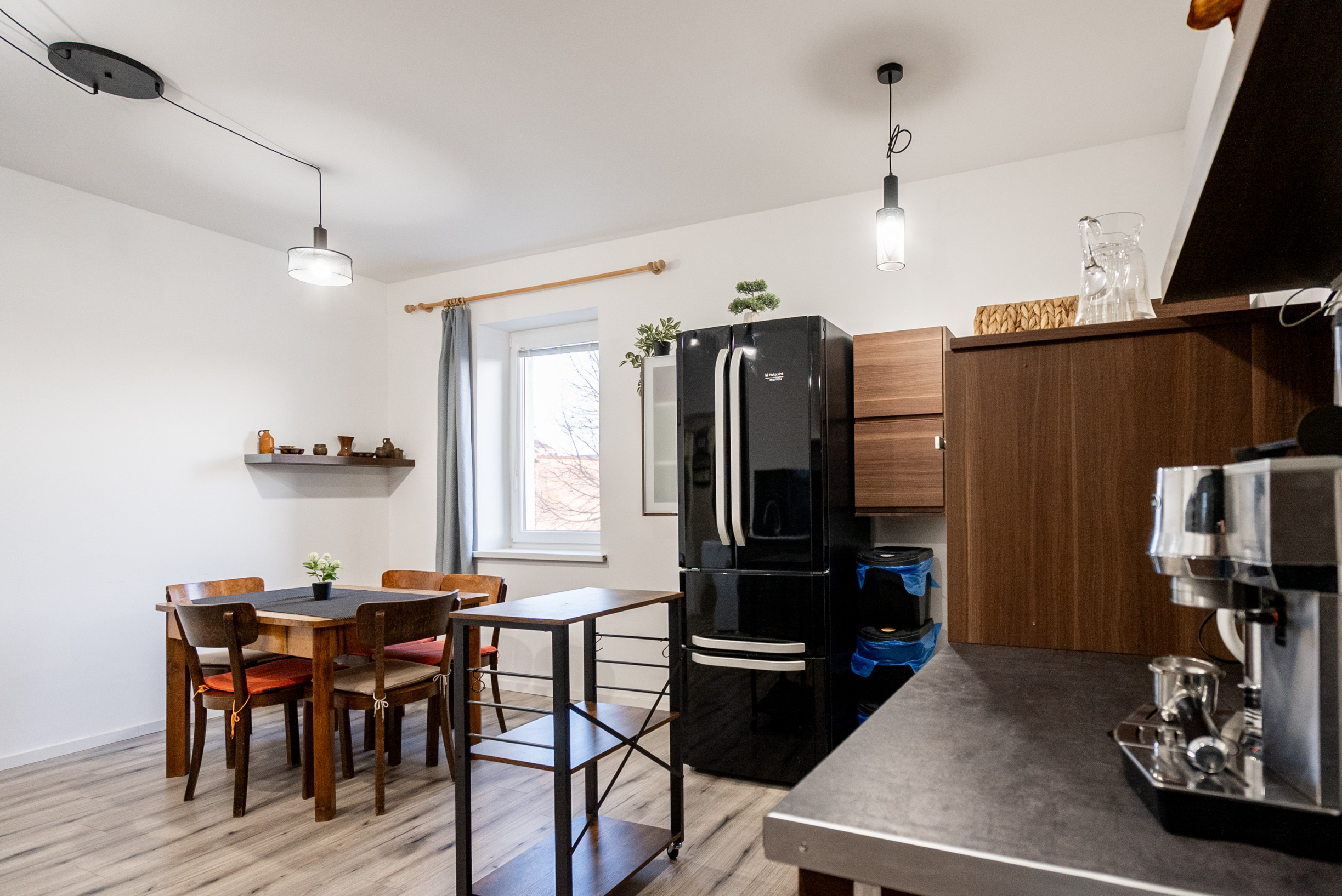 Prenájom, krásny 4-izbový byt v centre Piešťan, Sládkovičova ulica, 117 m2