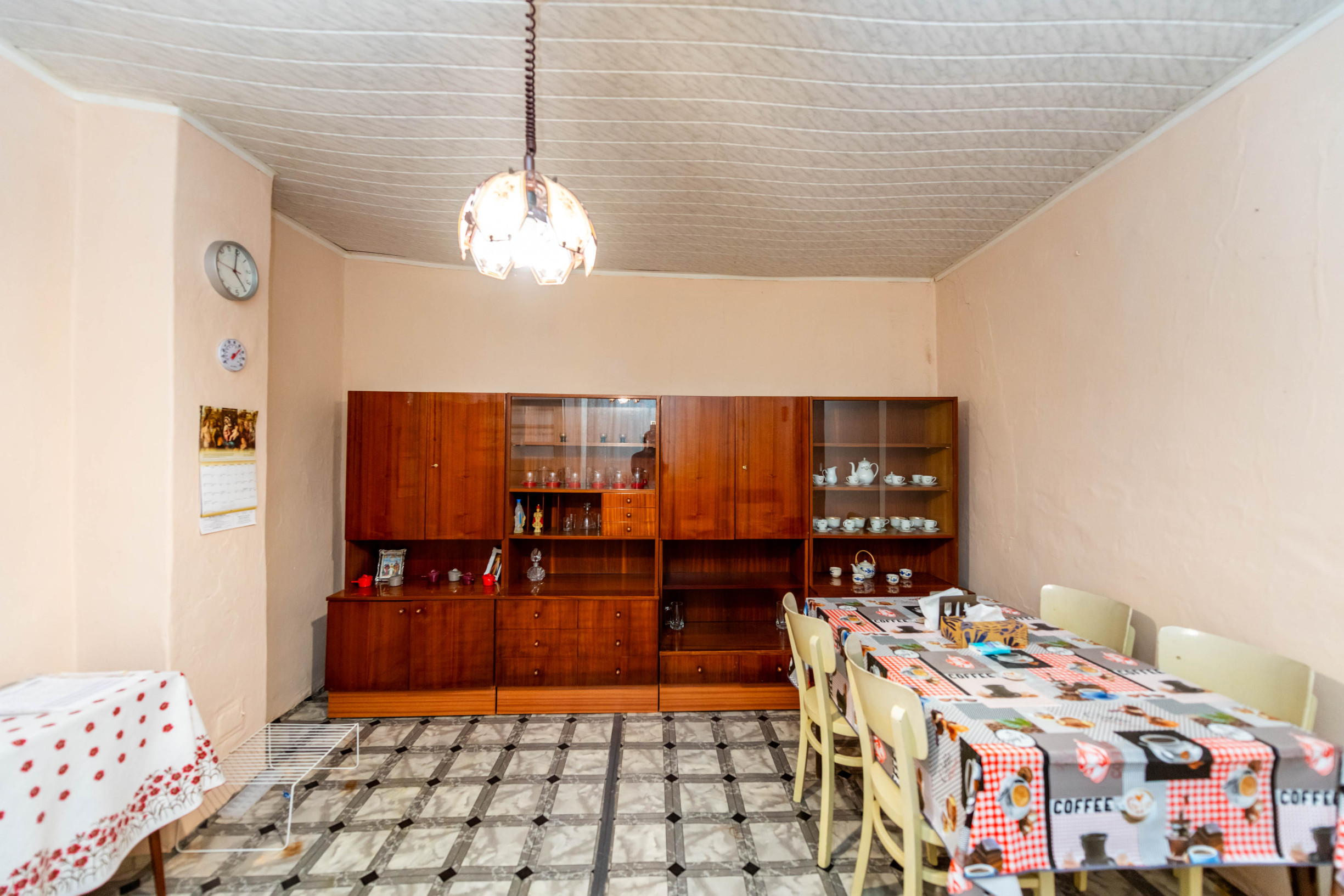 Exkluzívne na predaj zachovalá chalúpka v srdci Tokaja - ideálne víkendové sídlo.