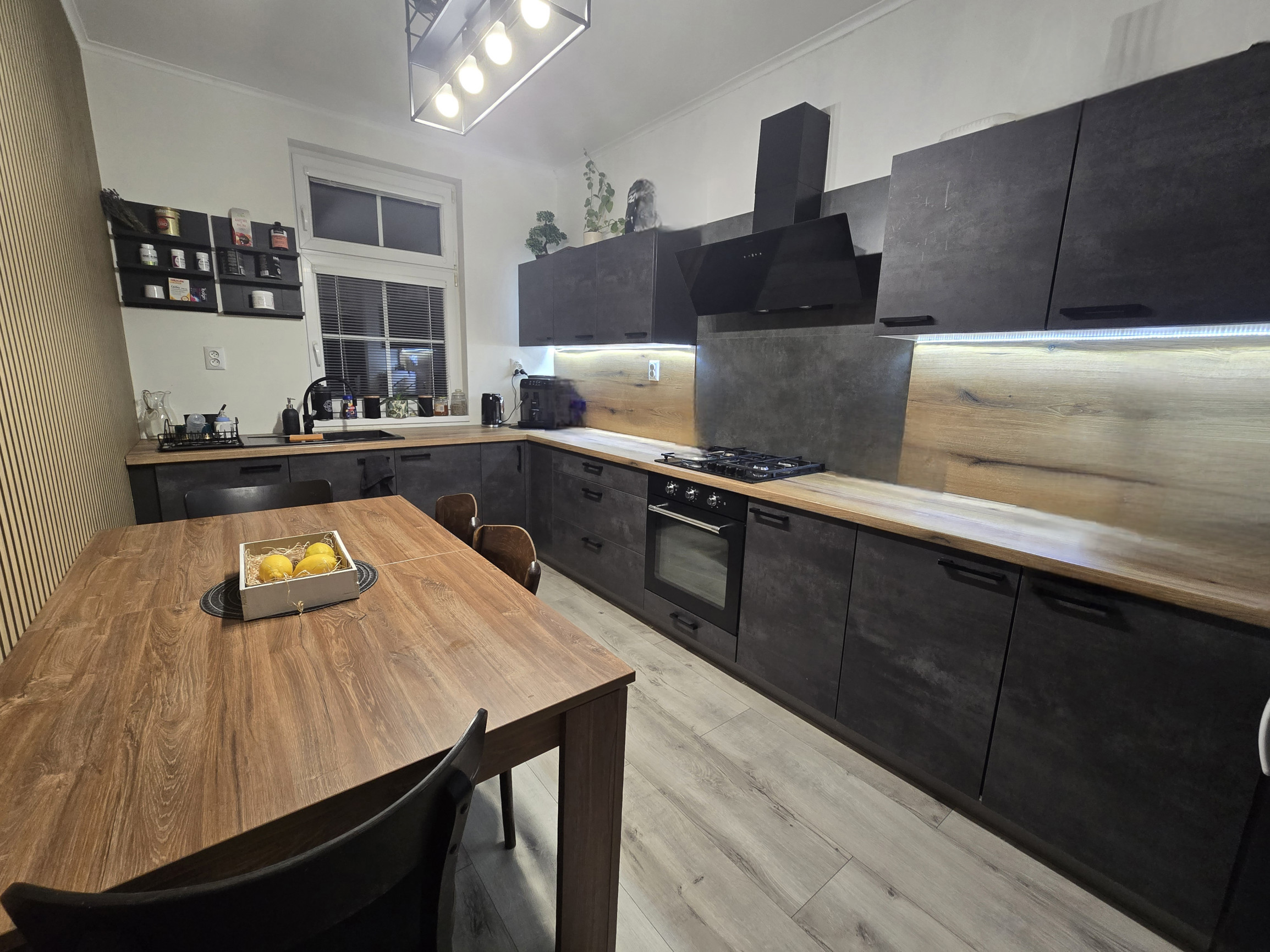 REZERVOVANÉ - Exkluzívne na predaj  rodinný dom po kompletnej rekonštrukcii v Matejovciach, okres Poprad