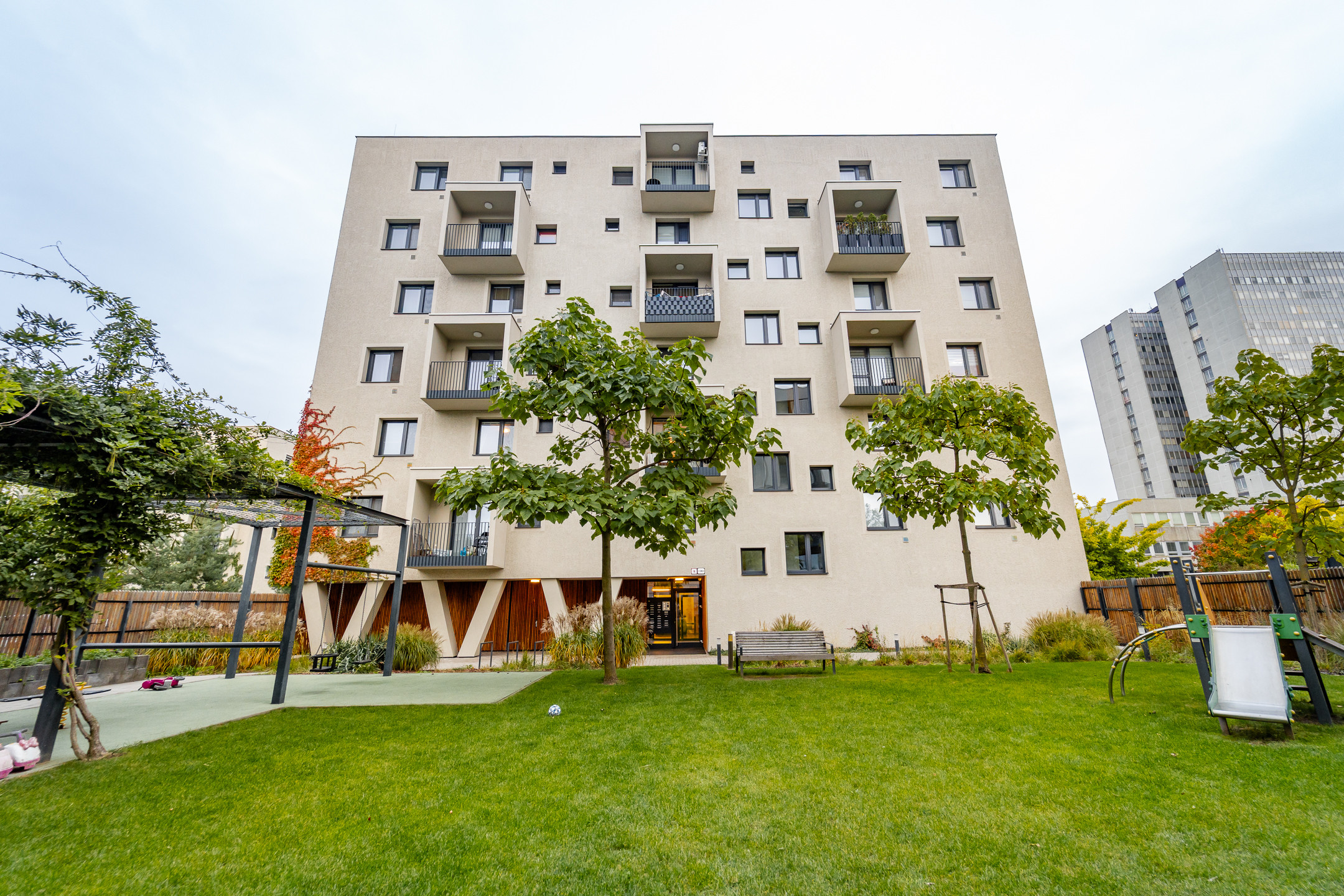 Exkluzívne na predaj 3-izbový byt v novostavbe s terasou v lukratívnej časti sídl. Nová Terasa