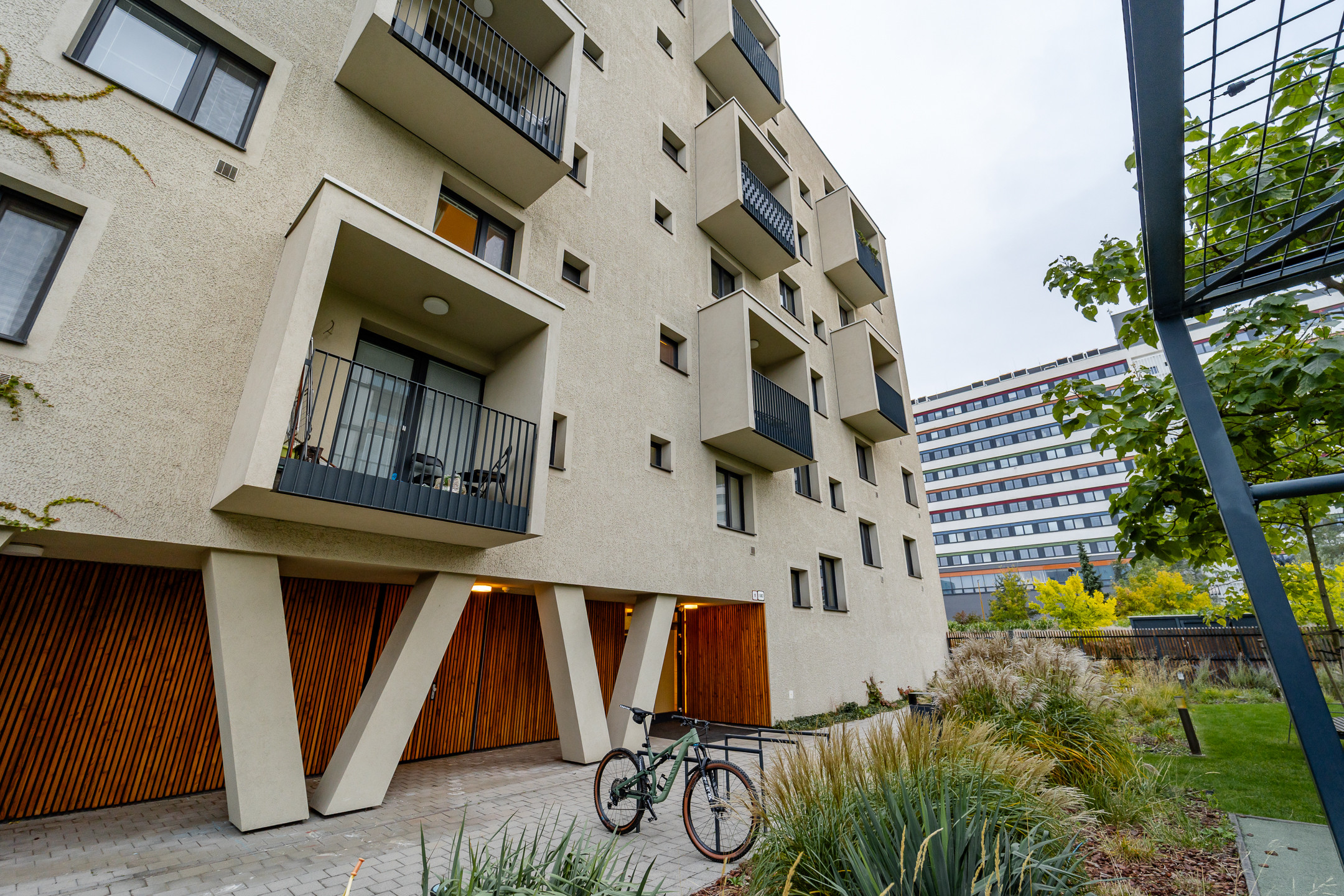 Exkluzívne na predaj 3-izbový byt v novostavbe s terasou v lukratívnej časti sídl. Nová Terasa