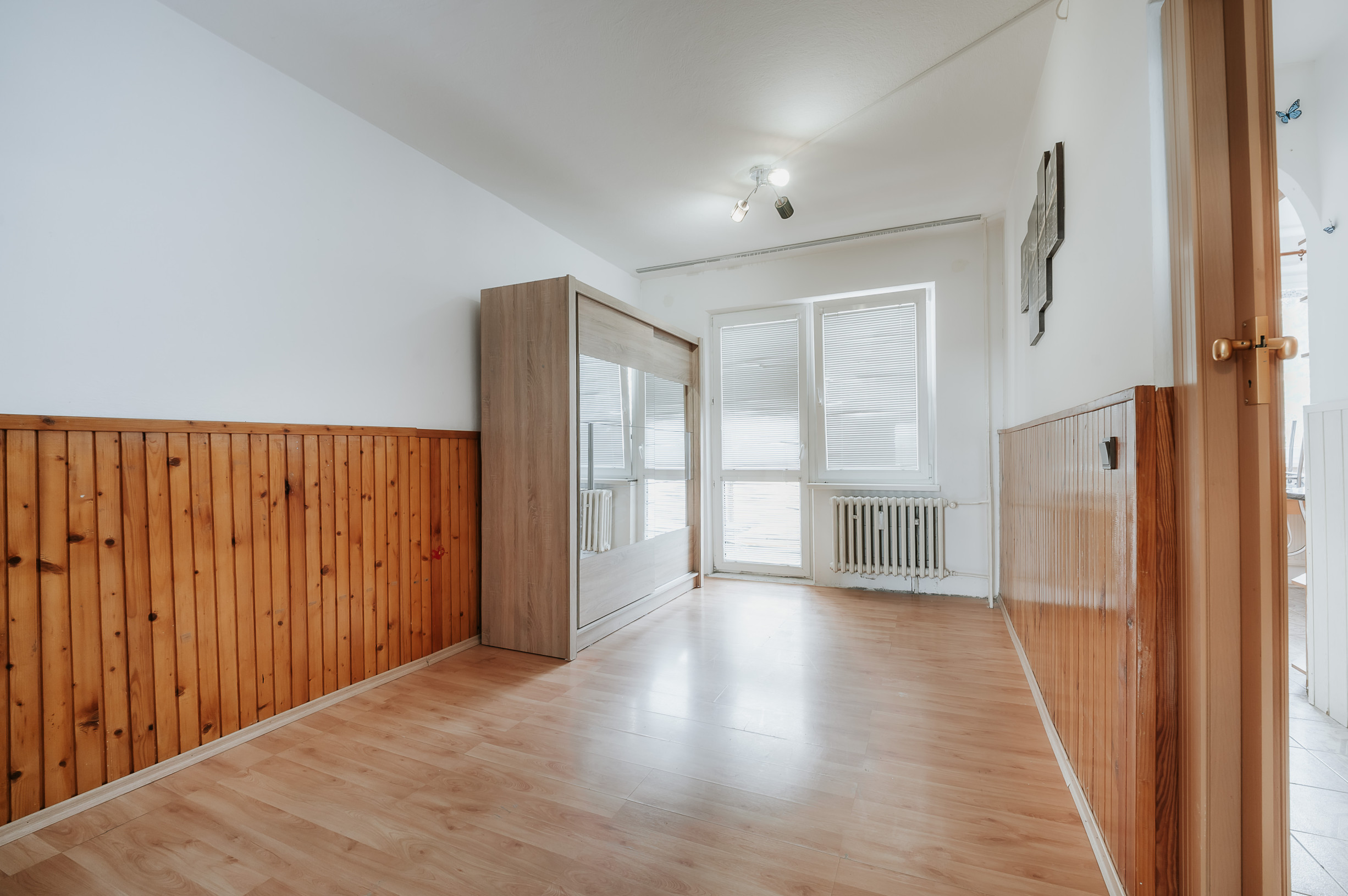 Exkluzívne ponúkame na PRENÁJOM 4 izbový byt na ulici Jána Švermu 6, v Bardejove.