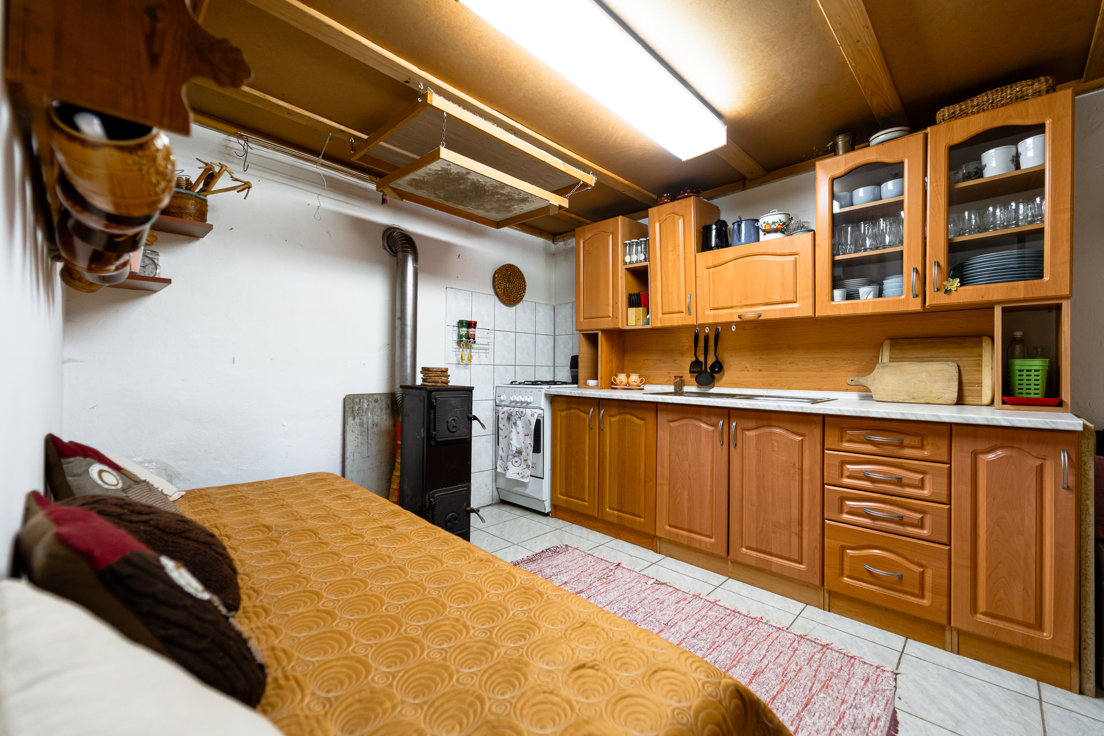 Ponúkame Vám na predaj chatu so záhradou na Bukovci