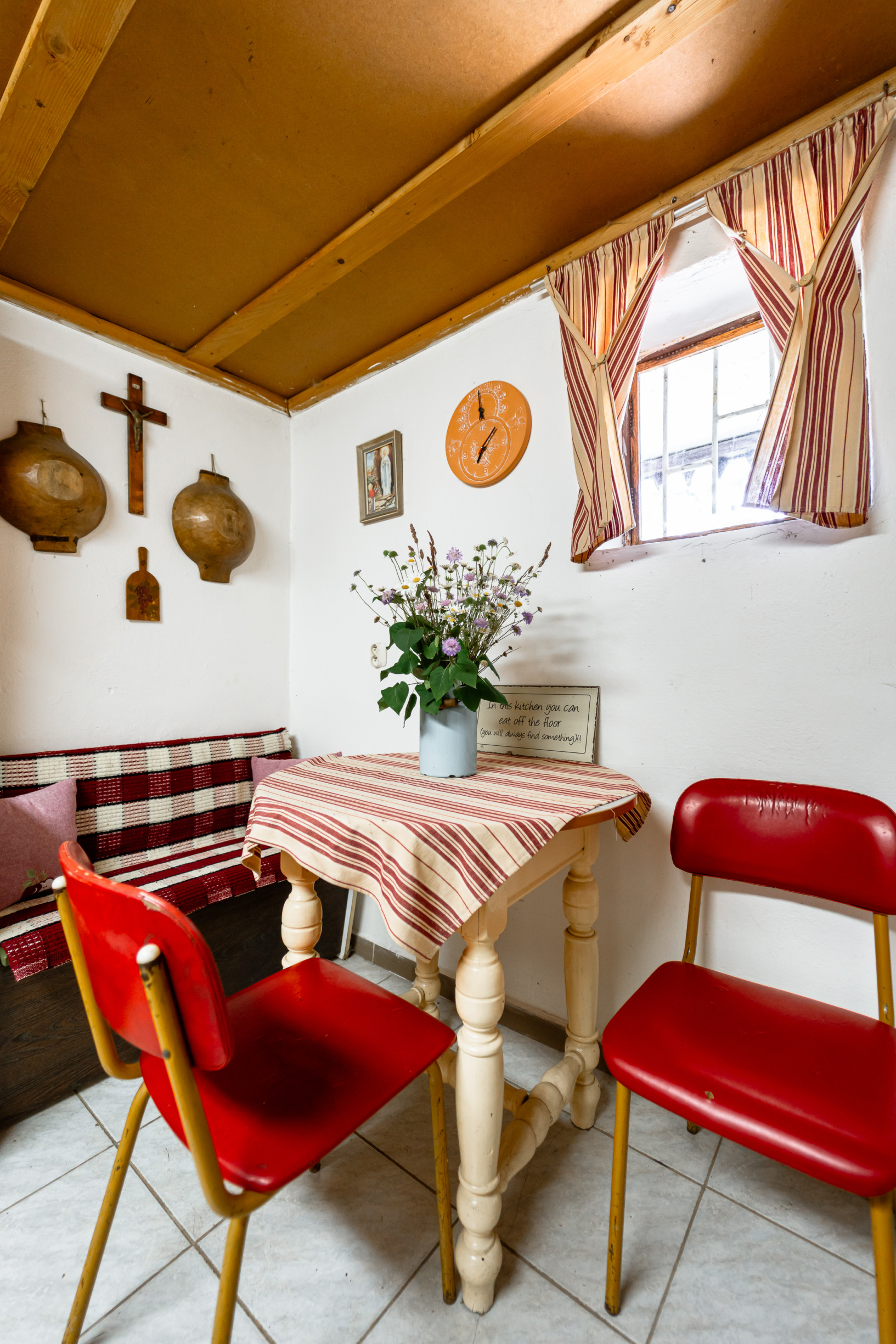 Ponúkame Vám na predaj chatu so záhradou na Bukovci