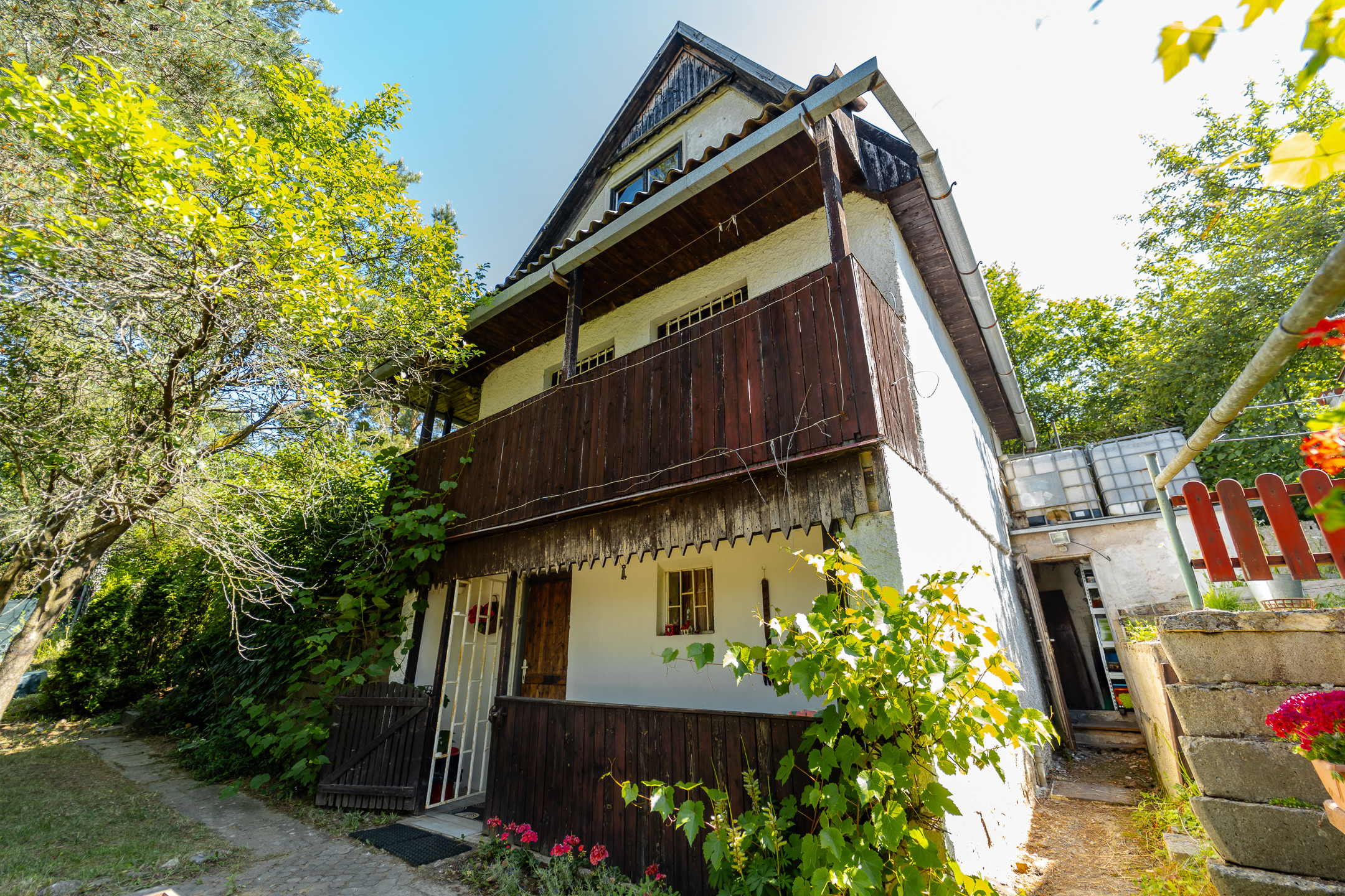 Ponúkame Vám na predaj chatu so záhradou na Bukovci