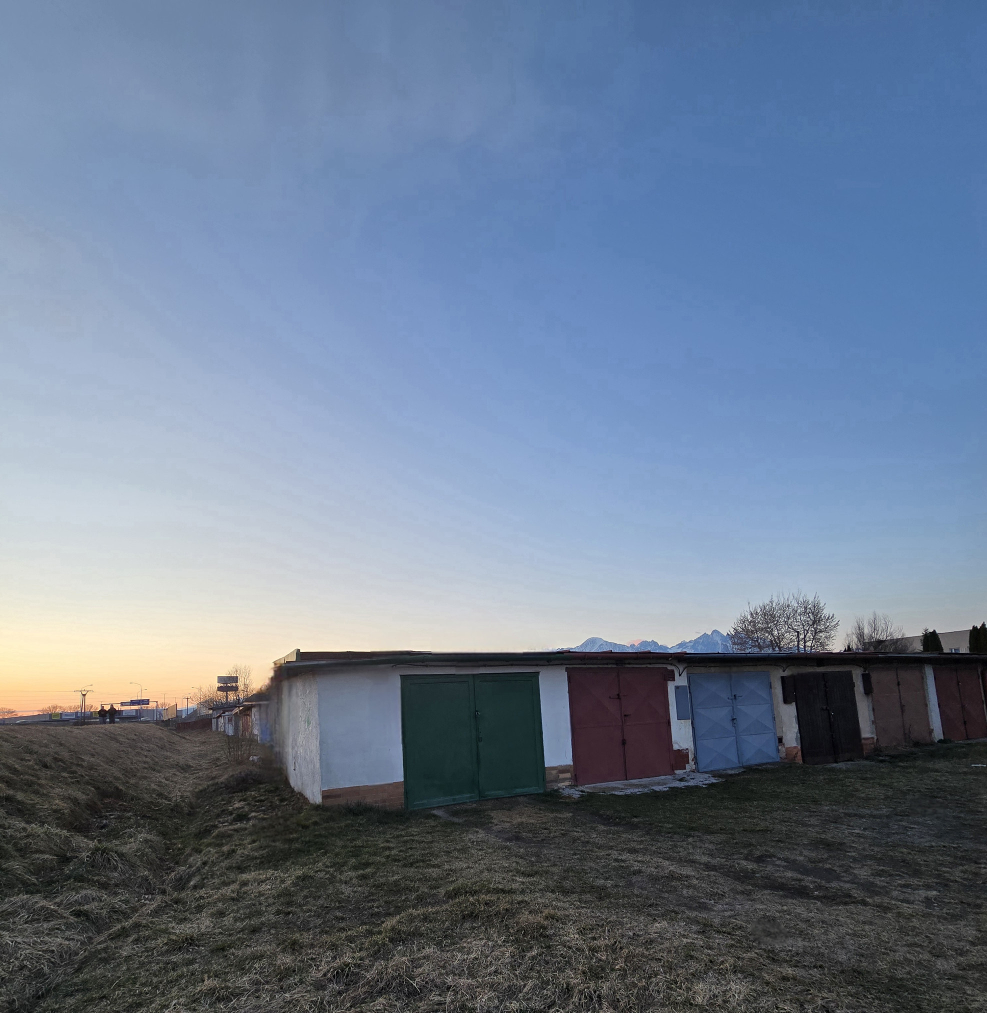 Exkluzívne na predaj garáž v Poprade, časť sídlisko Západ na  (za novou bytovkou Ursus)