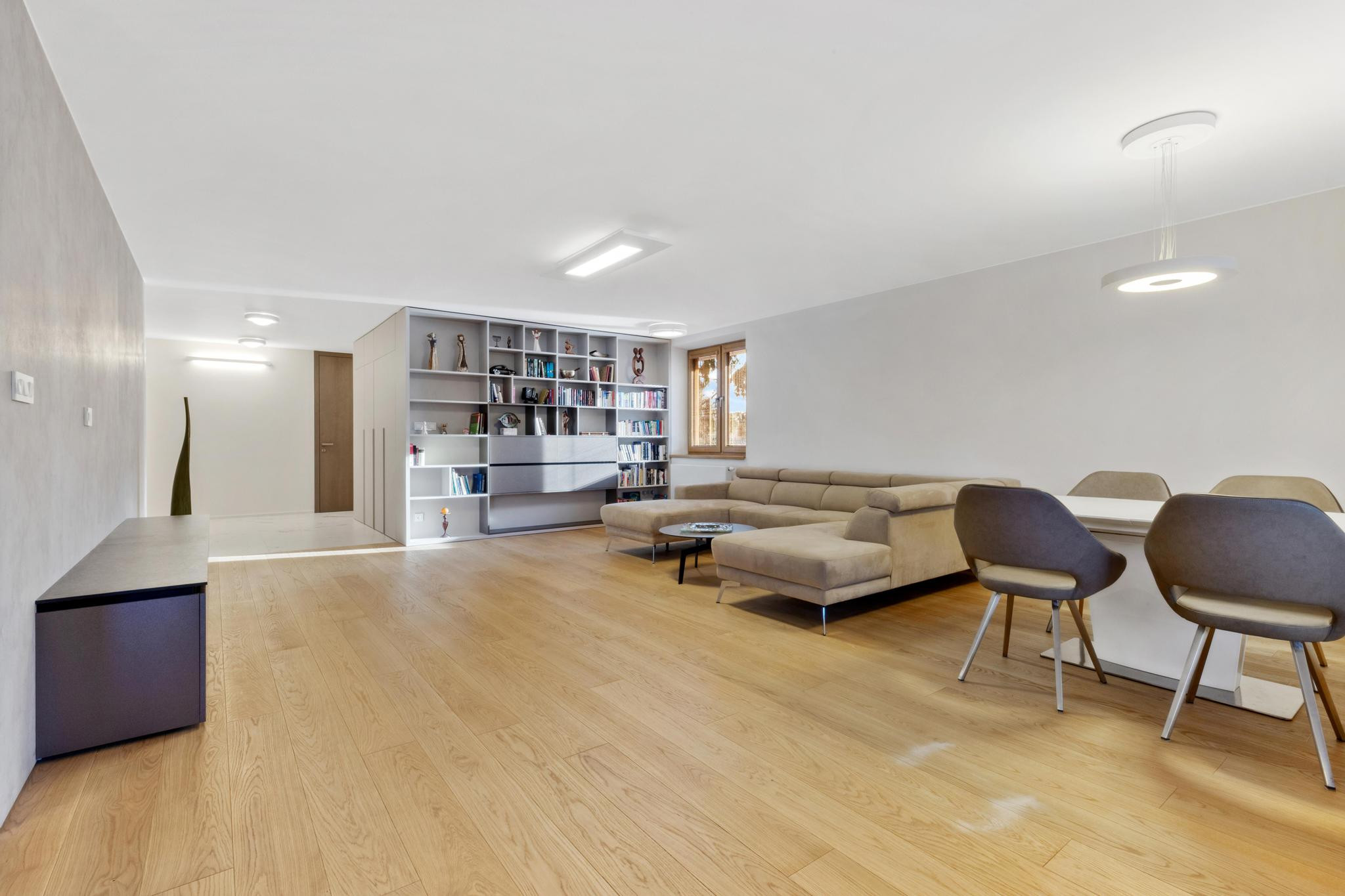 3-izb. byt s veľkou terasou a garážou pri lesoparku Železná studnička