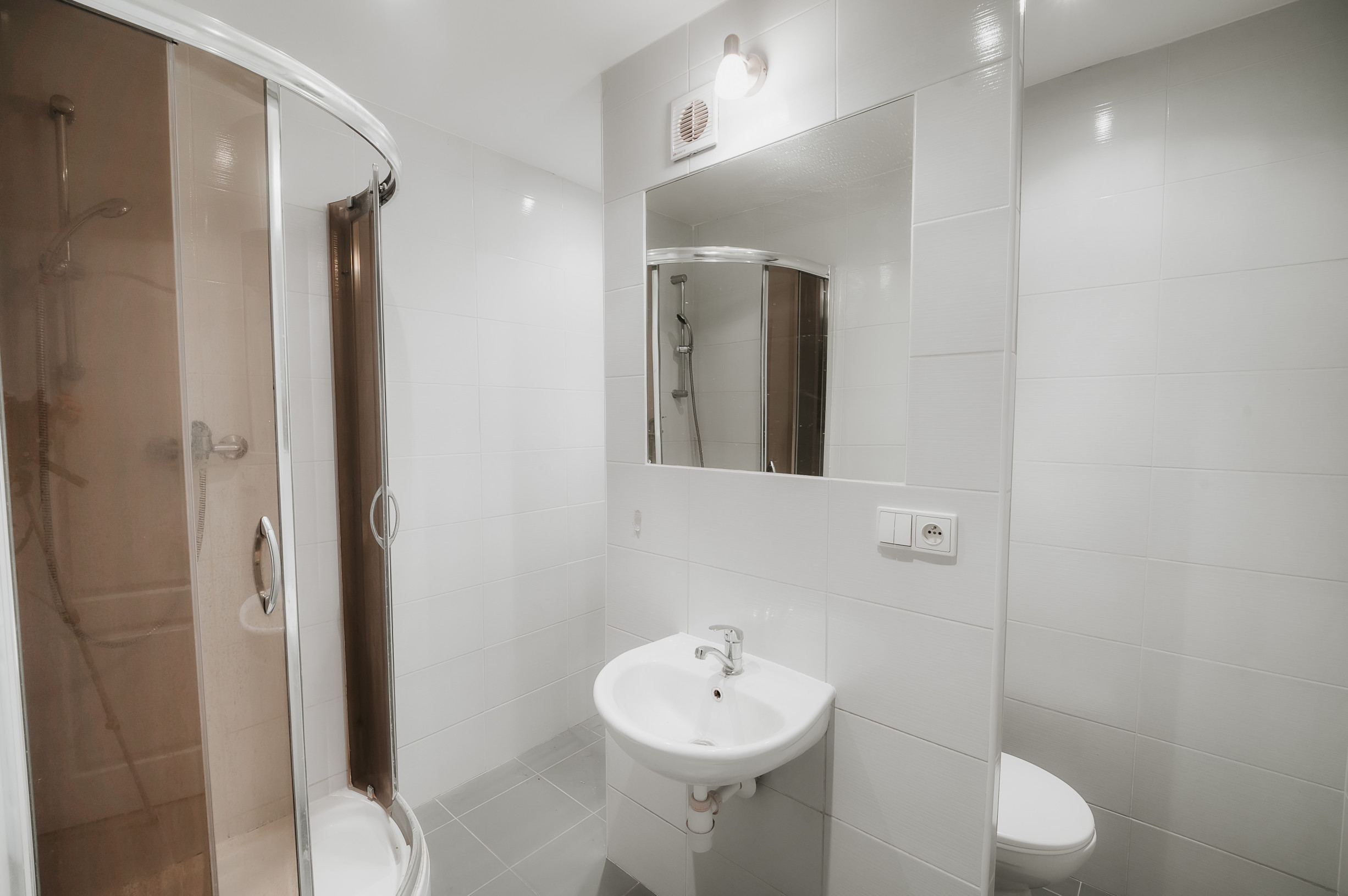 Exkluzívne ponúkame na PRENÁJOM 1 izbový byt na ulici Komenského 16, v Bardejove.