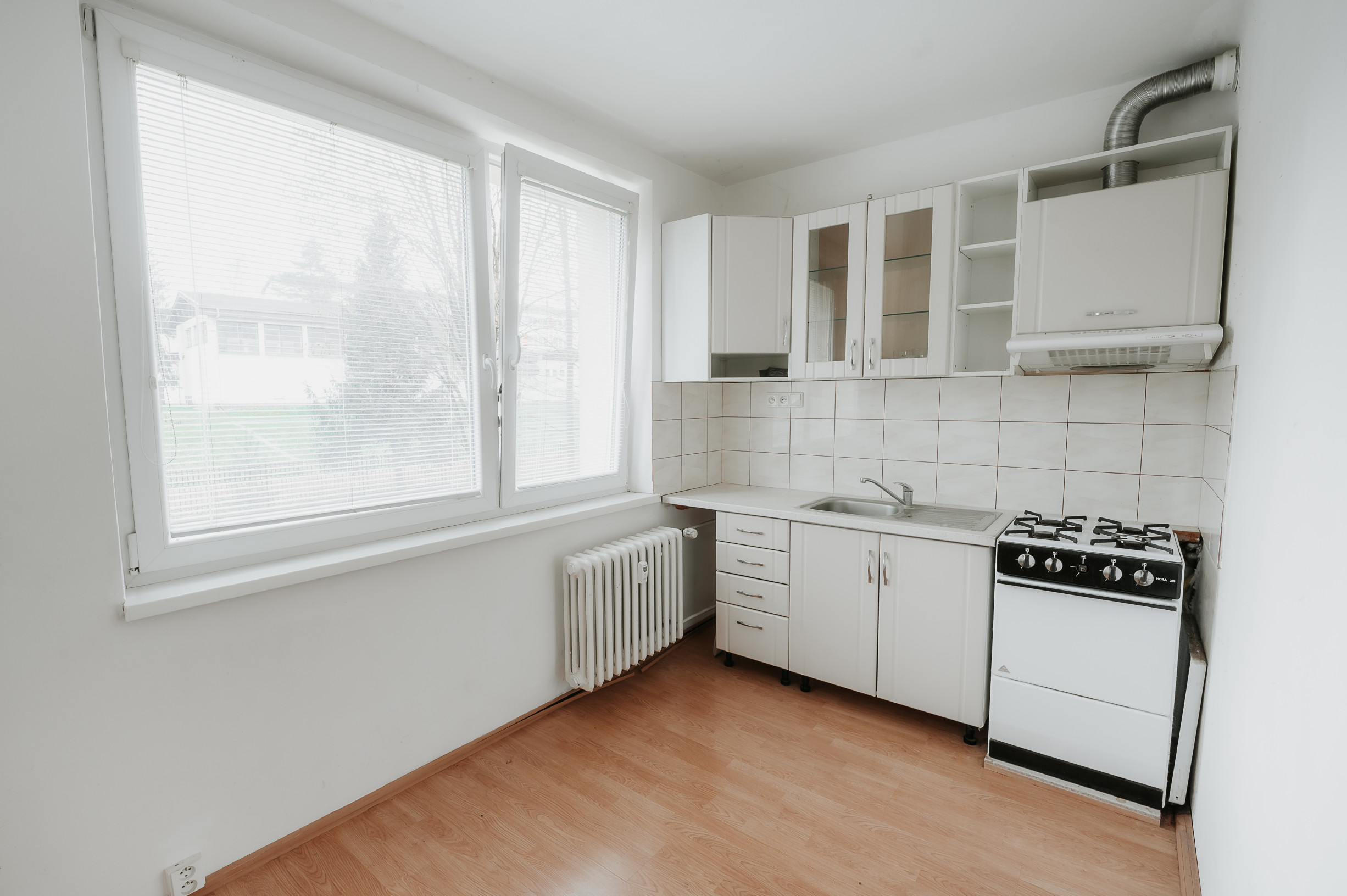 Exkluzívne ponúkame na PRENÁJOM 1 izbový byt na ulici Komenského 16, v Bardejove.