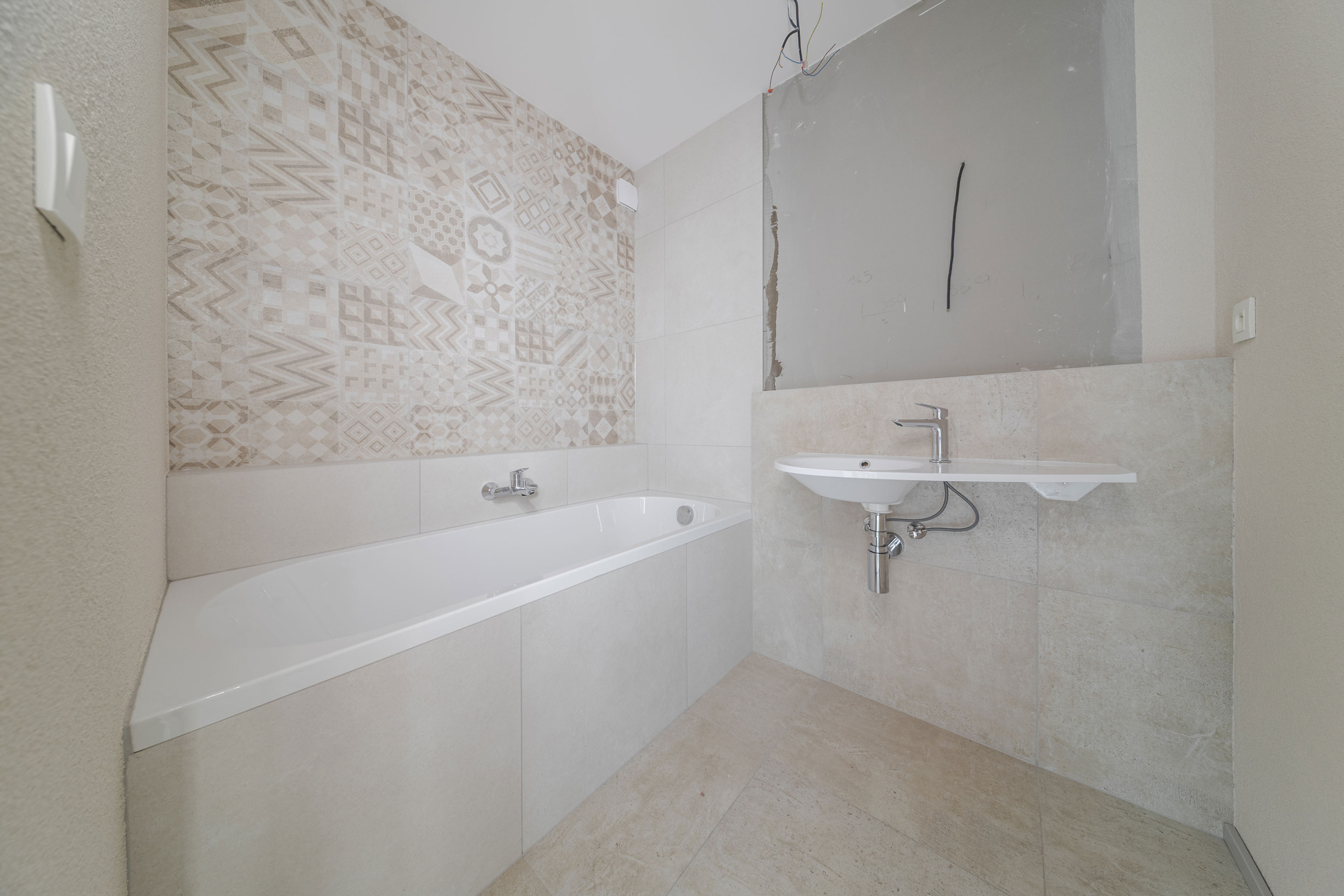 Na predaj 1-izb. novozrekonštruovaný byt, Hroncova, Košice - Sever