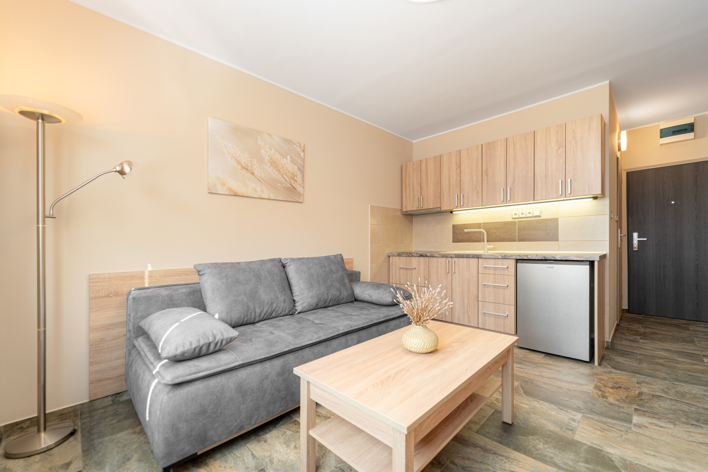 Na predaj štýlová, kompletne zrekonštruovaná garsónka – ideálna investícia aj štartovacie bývanie