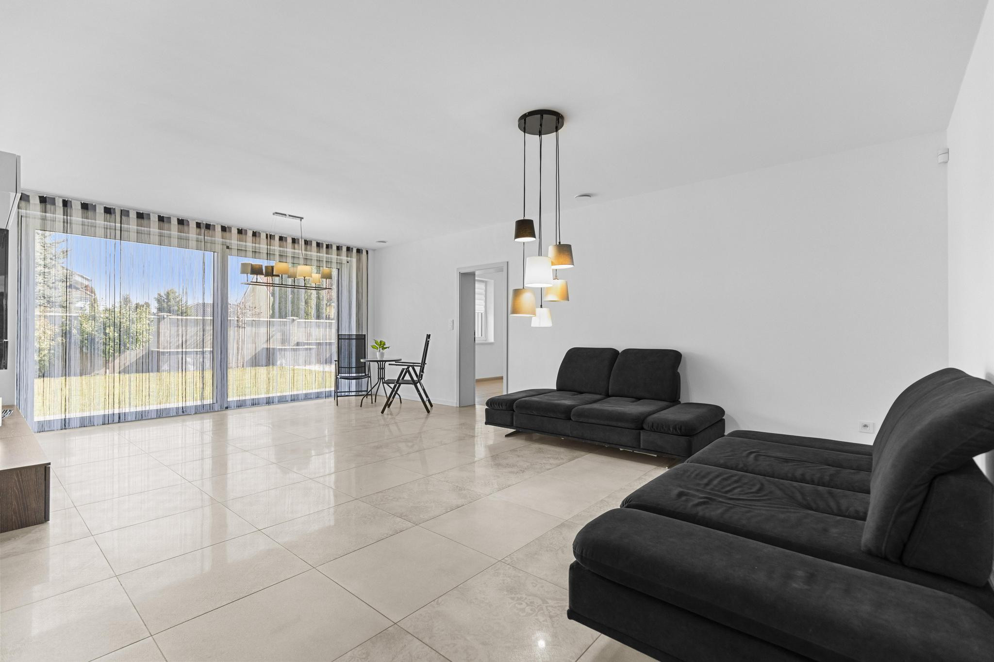 Na predaj moderný rodinný dom, ponúkajúci komfortné a nadštandardné  bývanie