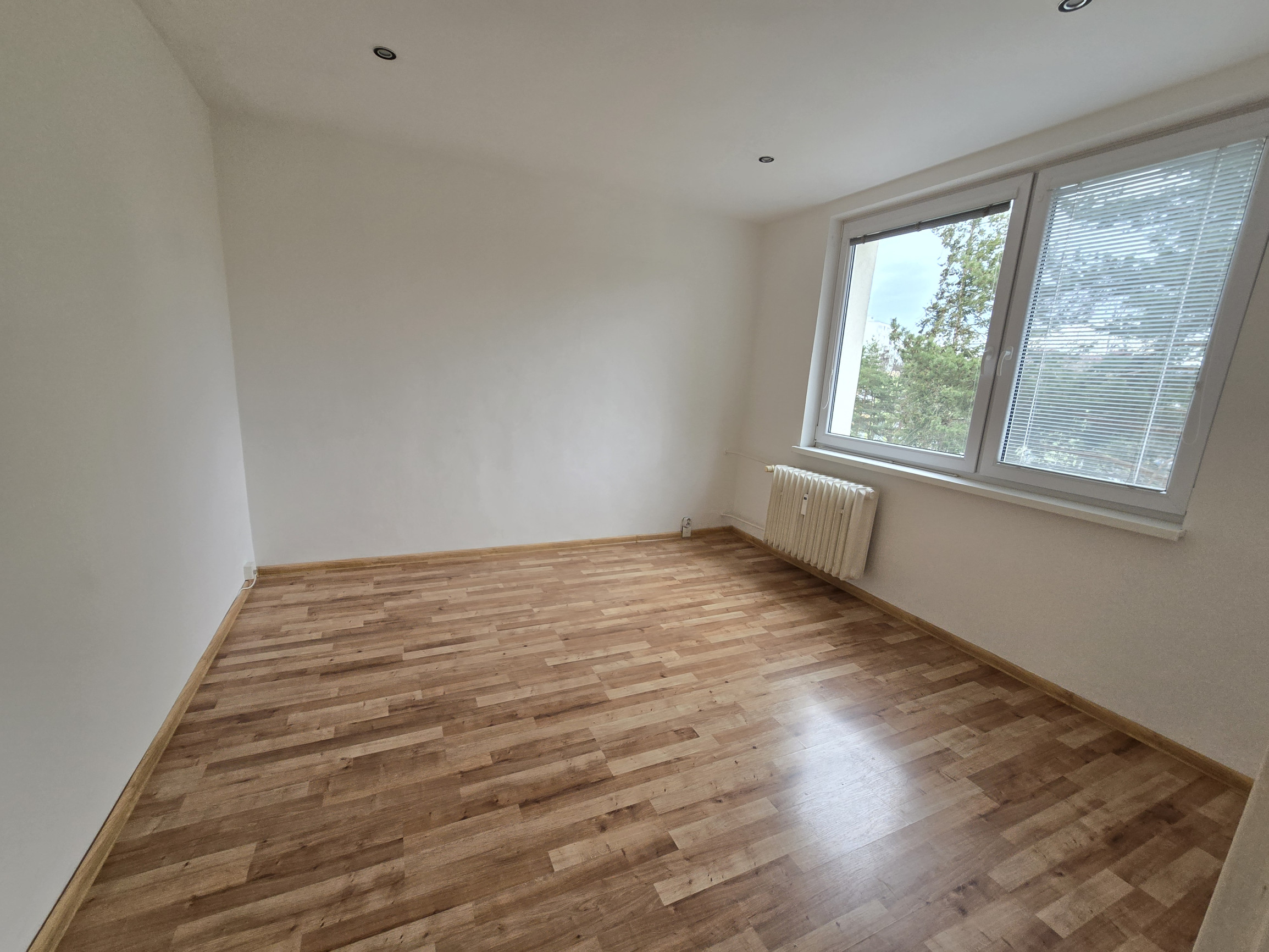 Exkluzívne na prenájom slnečný 4 - izbový byt v Poprade ul. Partizánska