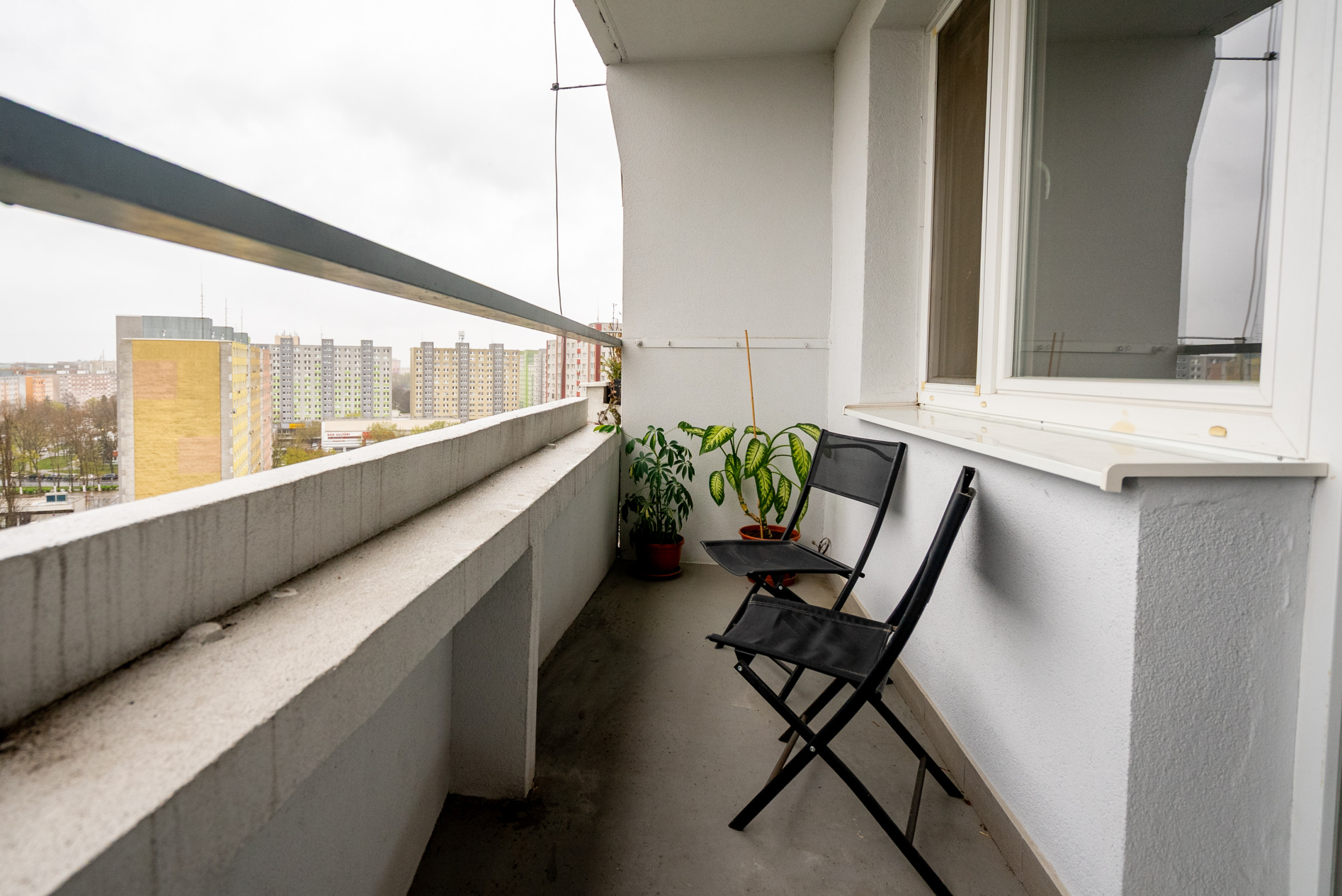 NA PREDAJ 3-izbový byt 74 m2 po kompletnej rekonštrukcií s loggiou, ul. Gessayova