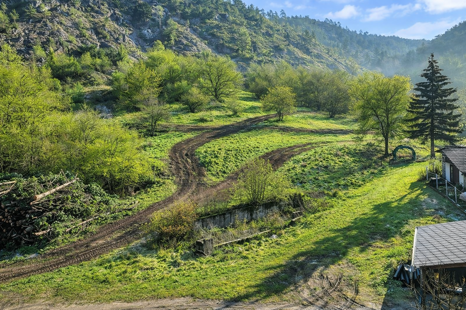 Predaj stavebného pozemku vo Višňovom, 826 m2