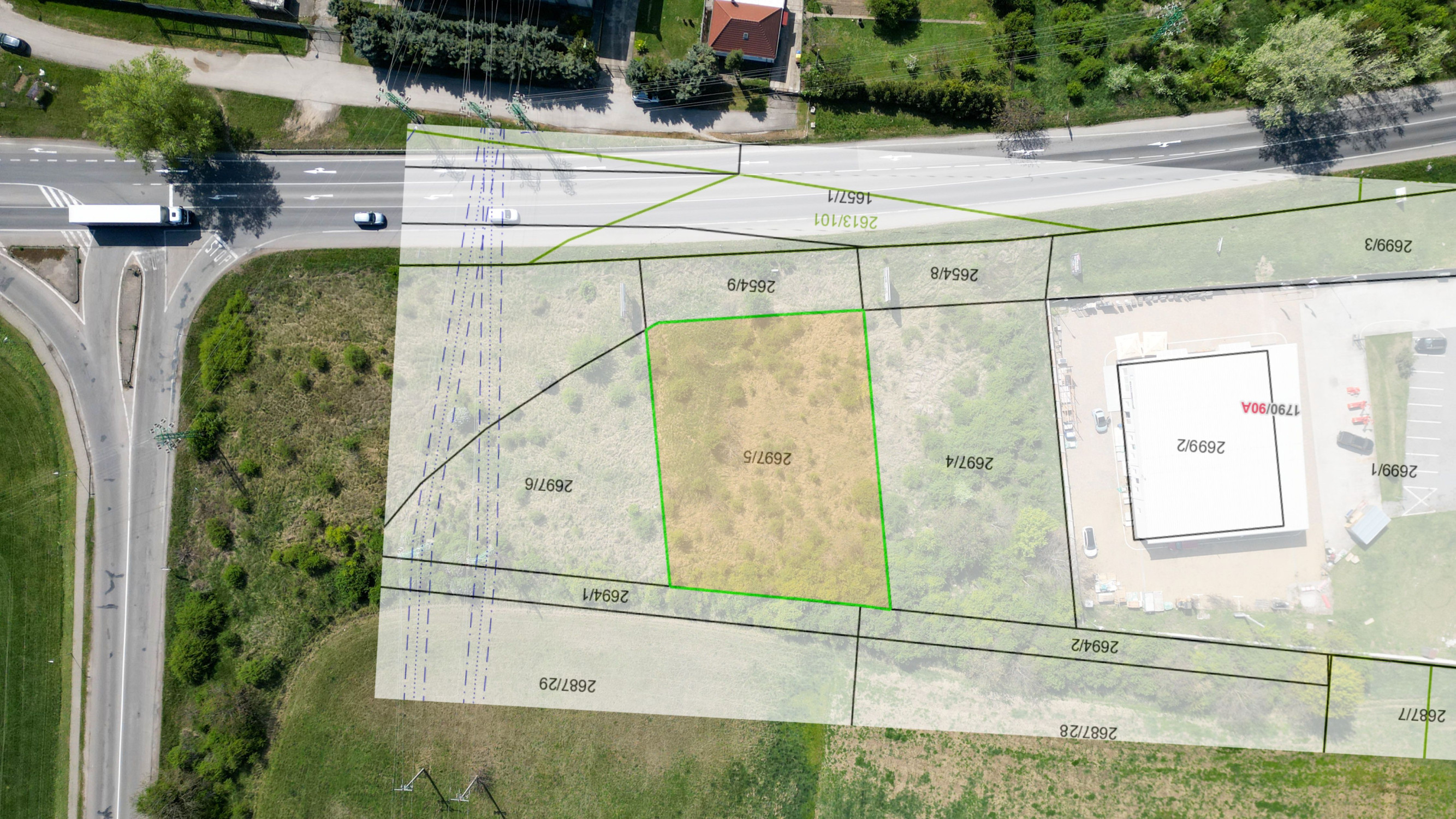 PREDAJ, INVESTIČNÝ POZEMOK 1 440 m², LEOPOLDOV, ŤAH D1 → HLOHOVEC