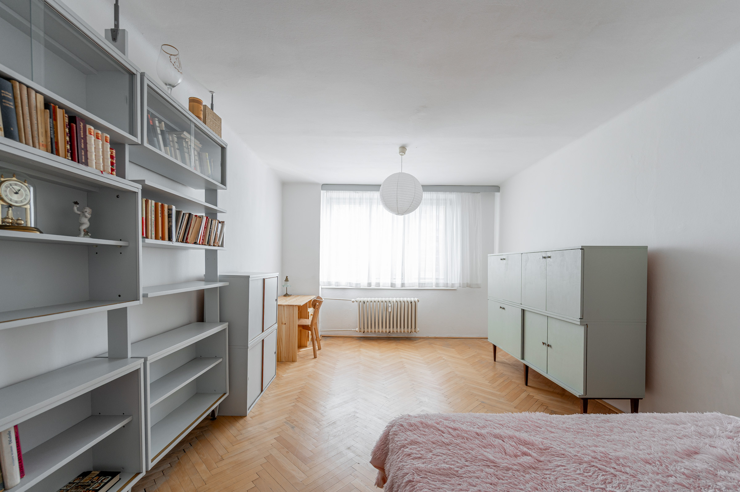 Na prenájom priestranný 2,5-izbový byt s loggiou – Južná trieda, Košice (Juh)