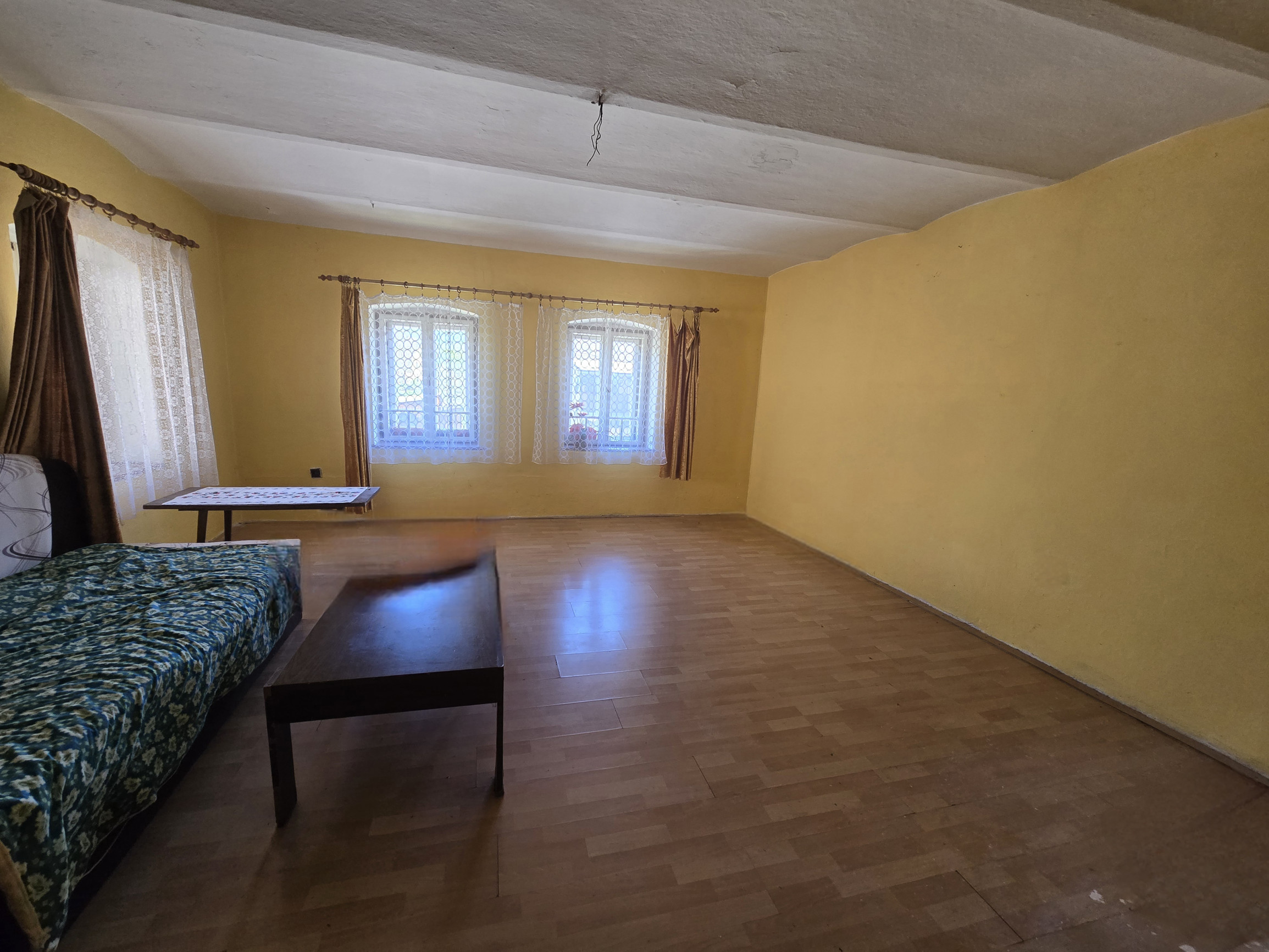 Exkluzívna ponuka! Ponúkam na predaj  menší rodinný dom v obci Vlachovo okres Rožňava
