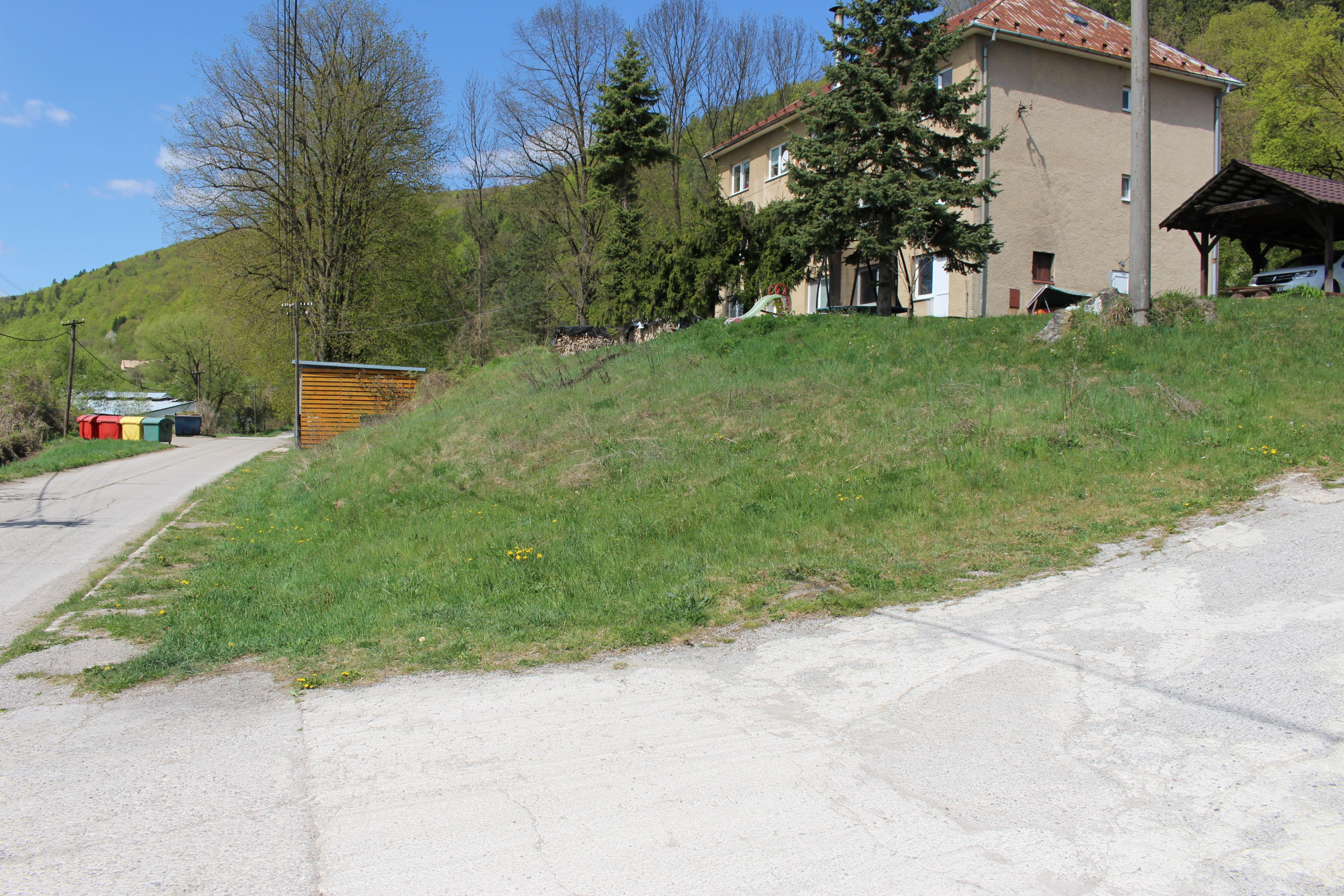 Predaj pozemok  704 m2, Podkonice, okr. Banská Bystrica